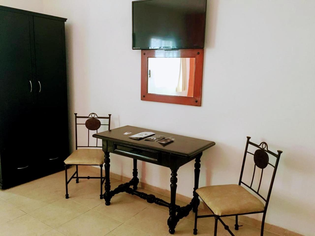 Suite with Kitchenette photo 3