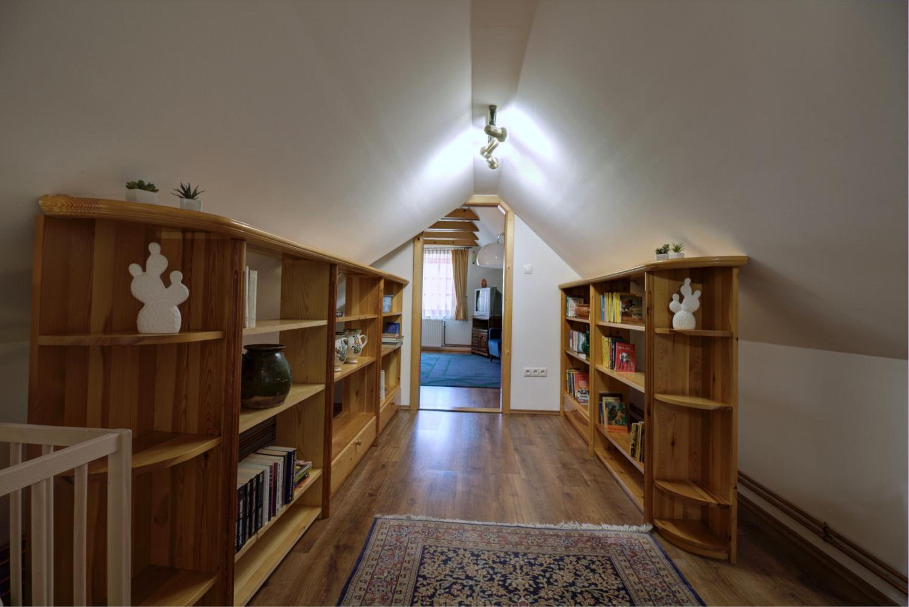 Three-Bedroom Suite - Photo 21