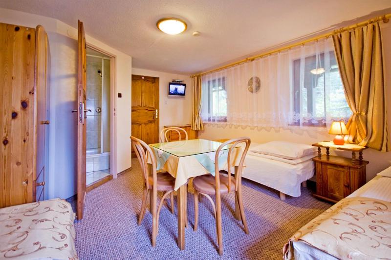 Triple Room with Mountain View photo 3