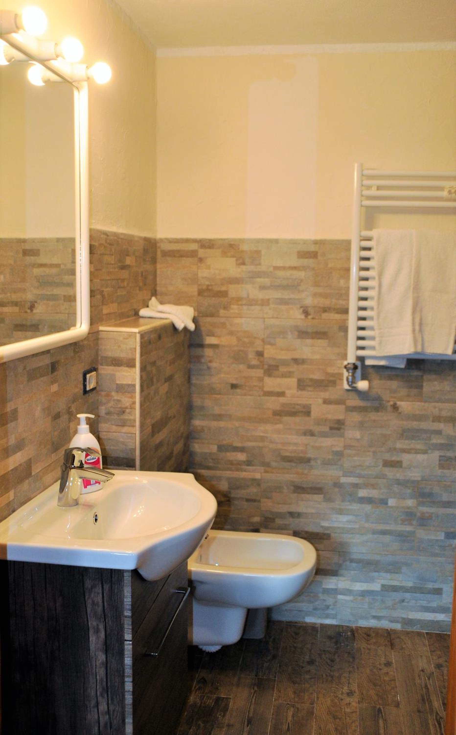Studio Apartment photo 3