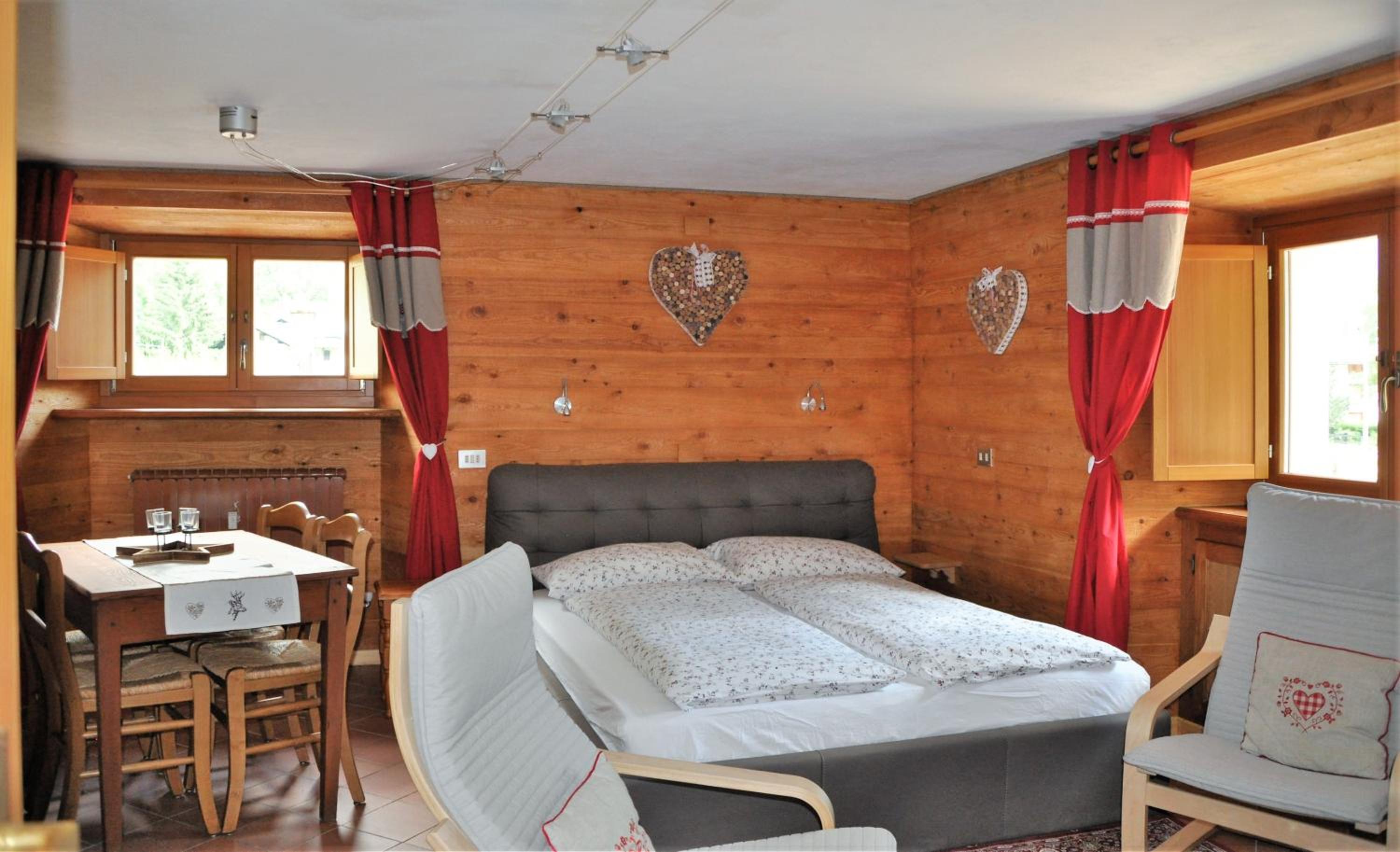 Studio Apartment photo 1