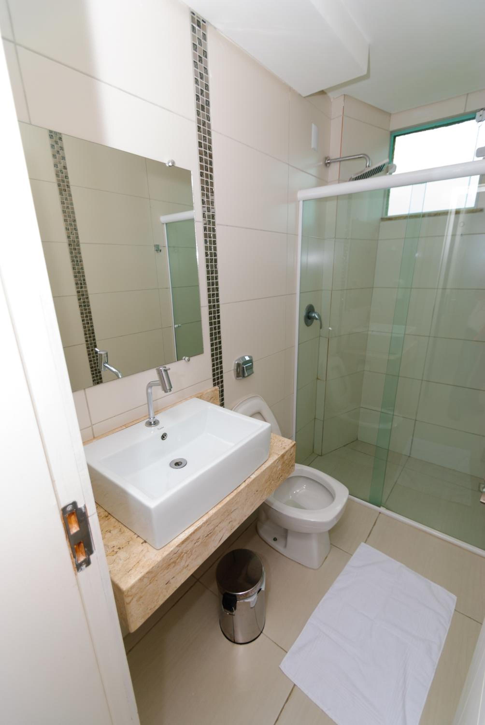 Deluxe Double Room (2 Adults + 1 Child)