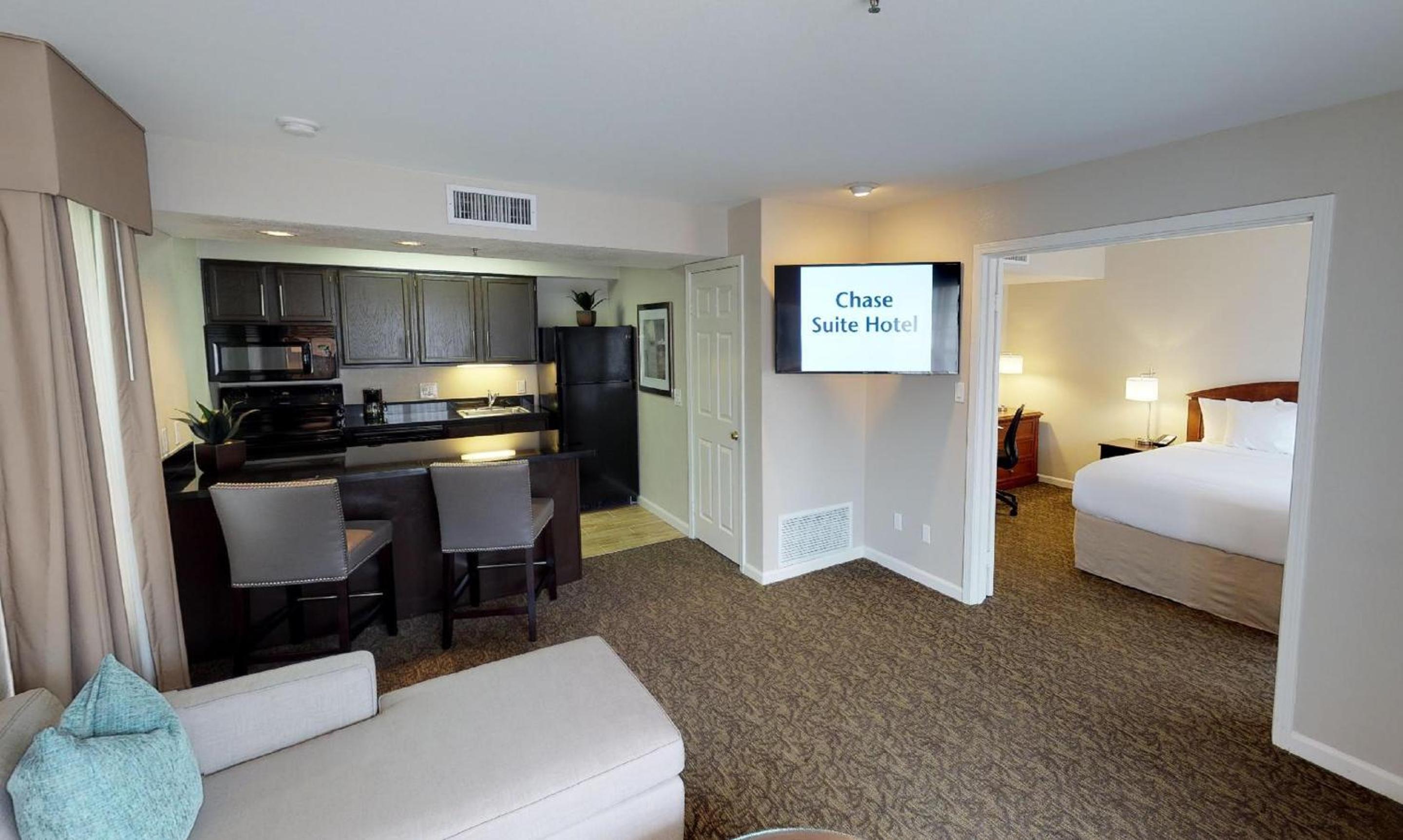 One Bedroom Suite - Full Kitchen - Photo 10