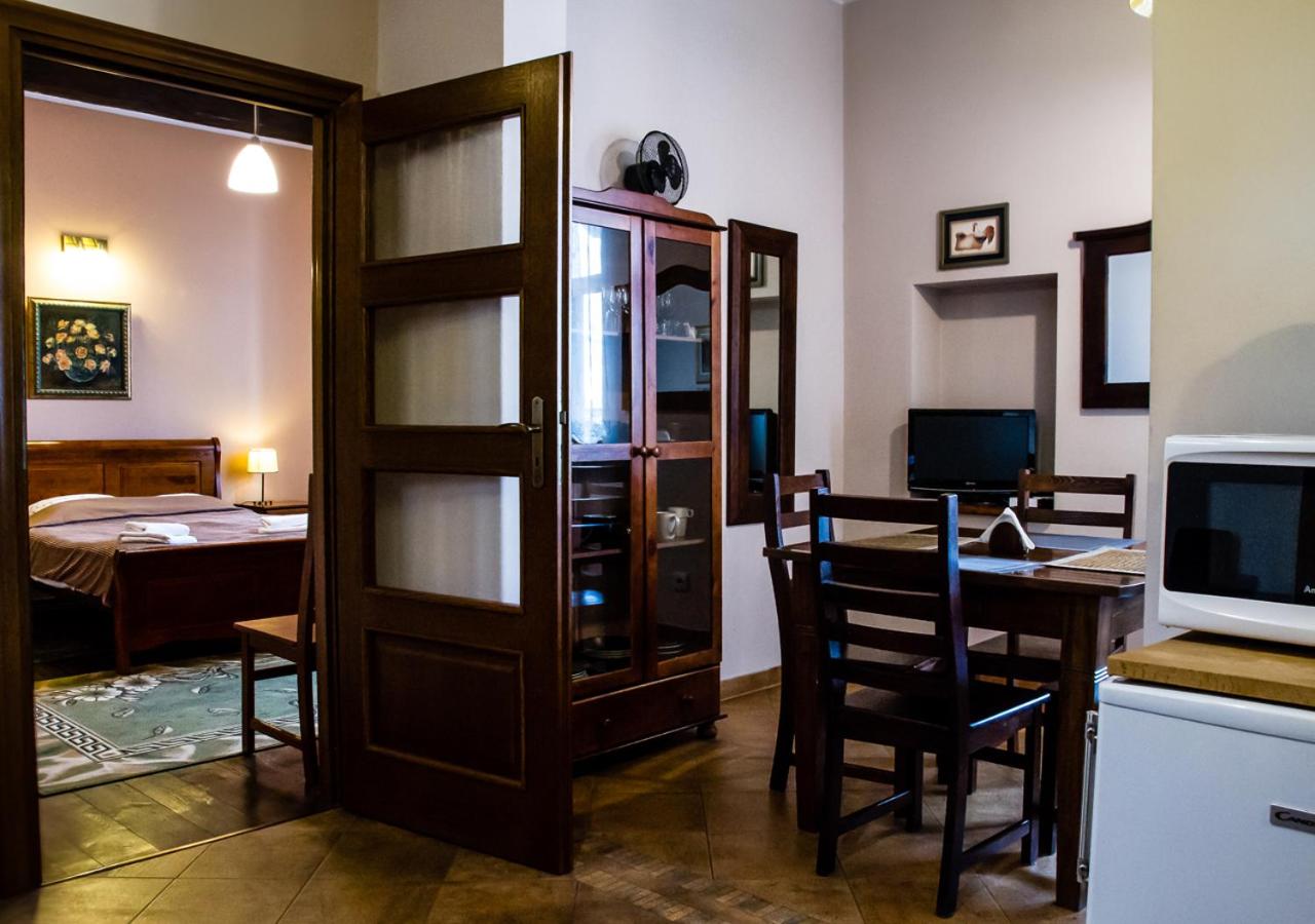 Three-Bedroom Apartment - Akwarium - Photo 12
