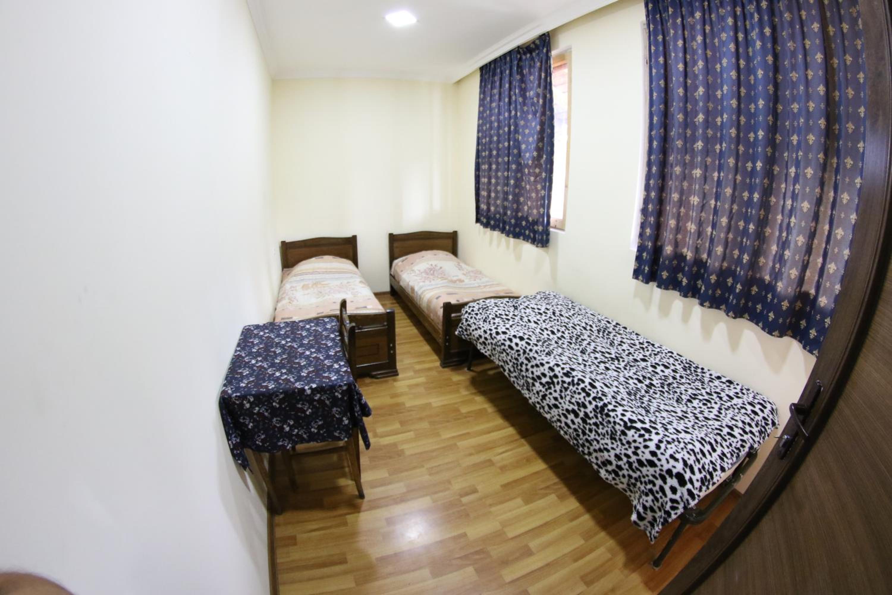 Economy Triple Room with Shared Bathroom