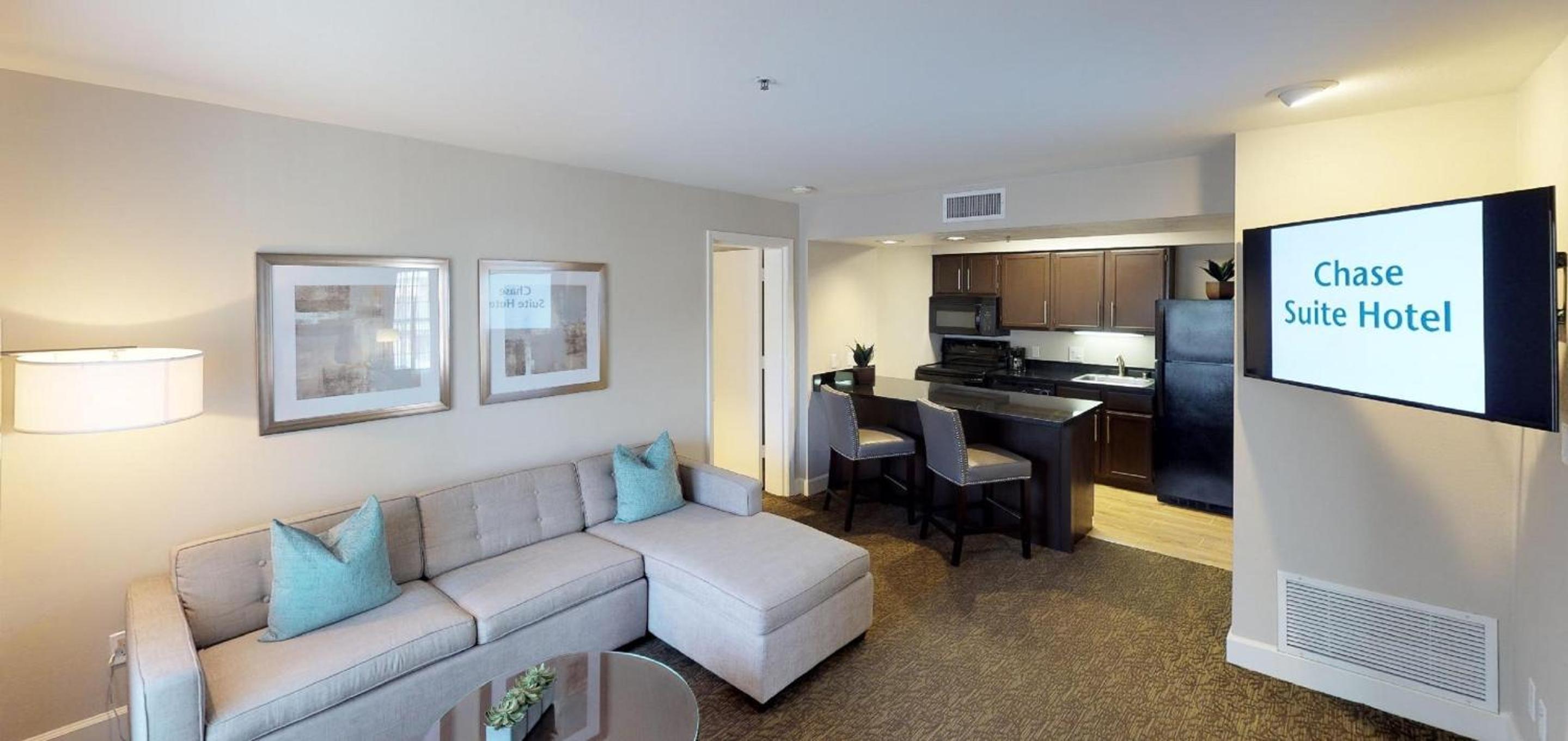Two Bedroom Suite - Full Kitchen - Photo 12