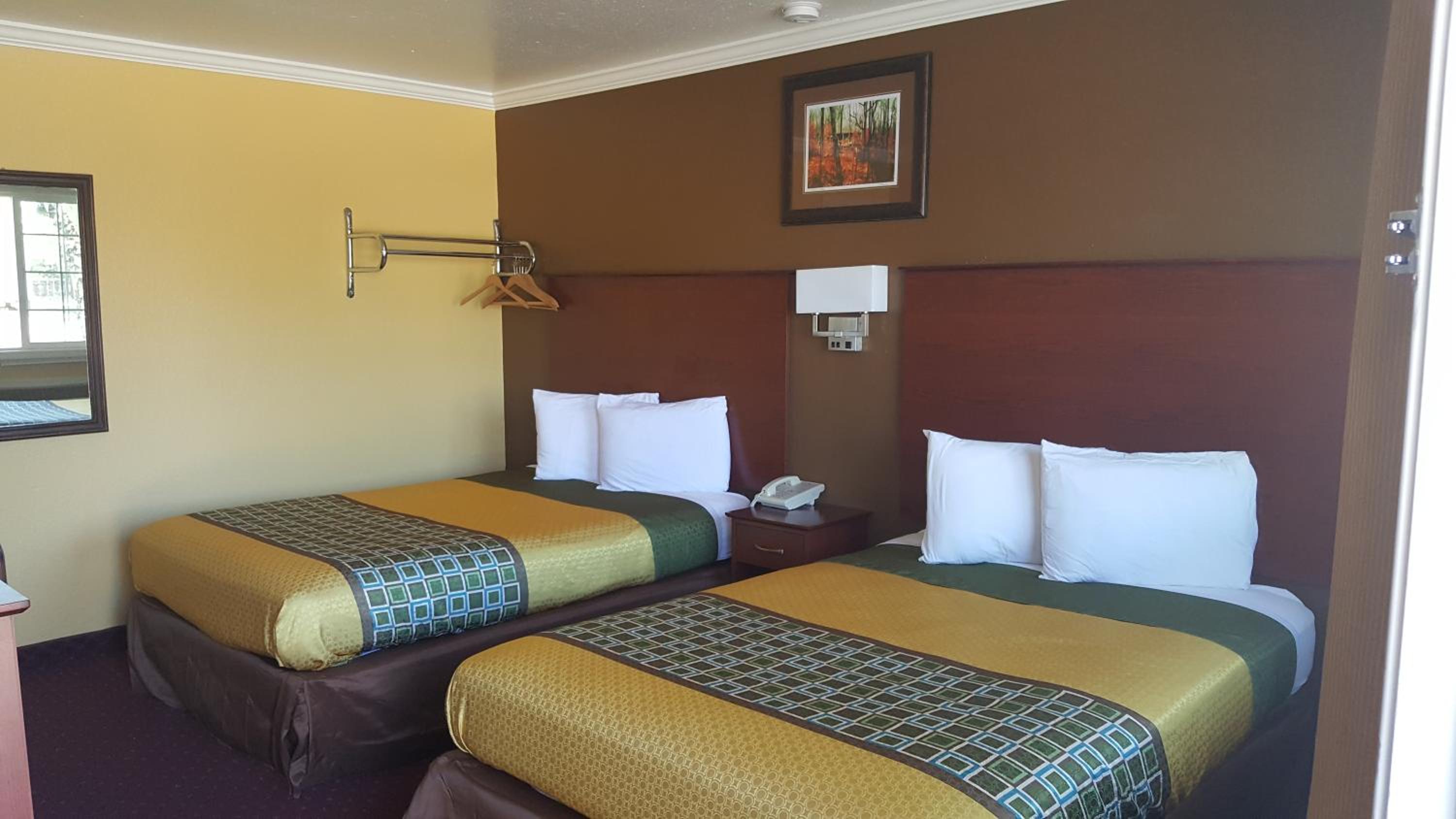 Double Room with Two Double Beds photo 1