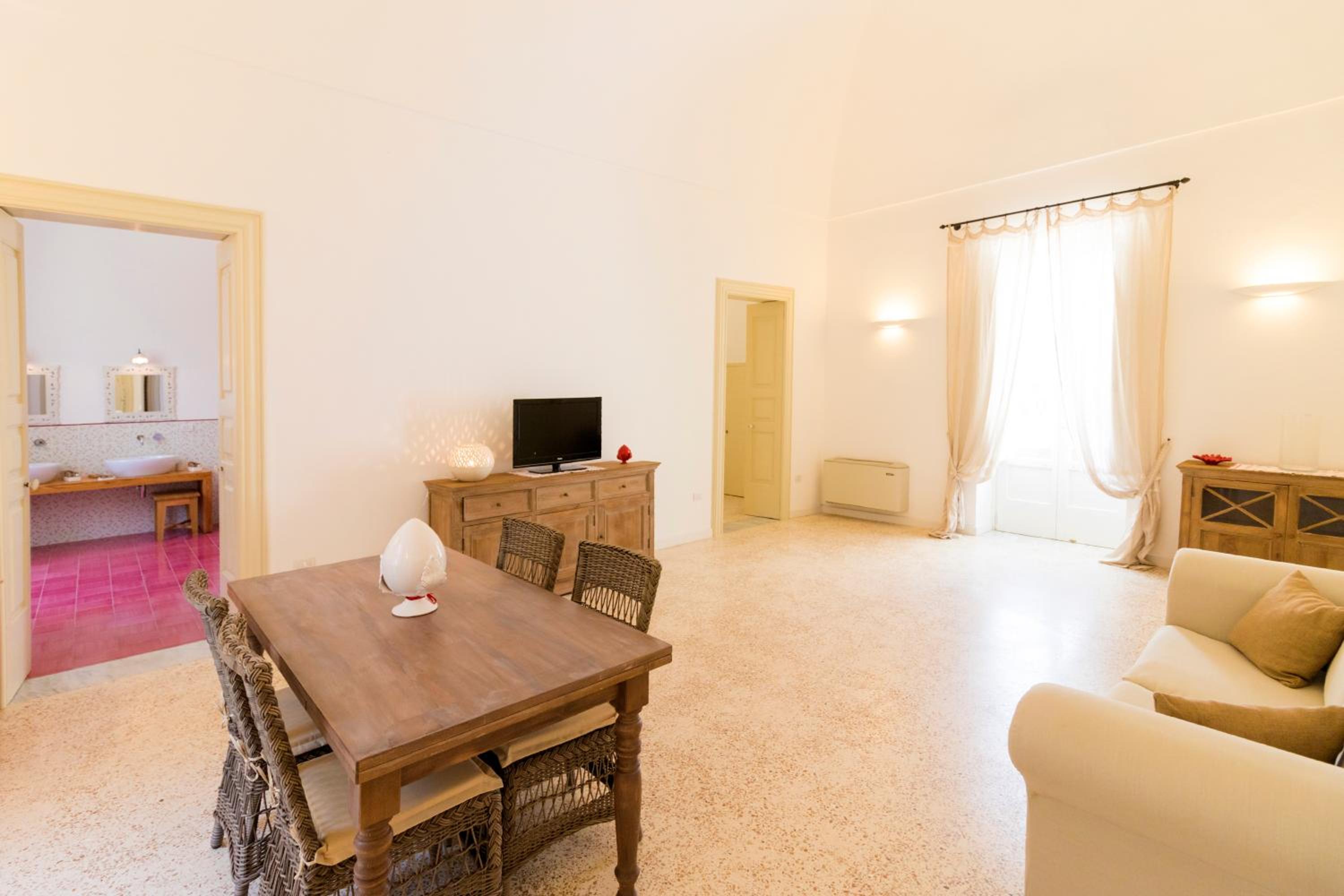 Two-Bedroom Suite photo 1