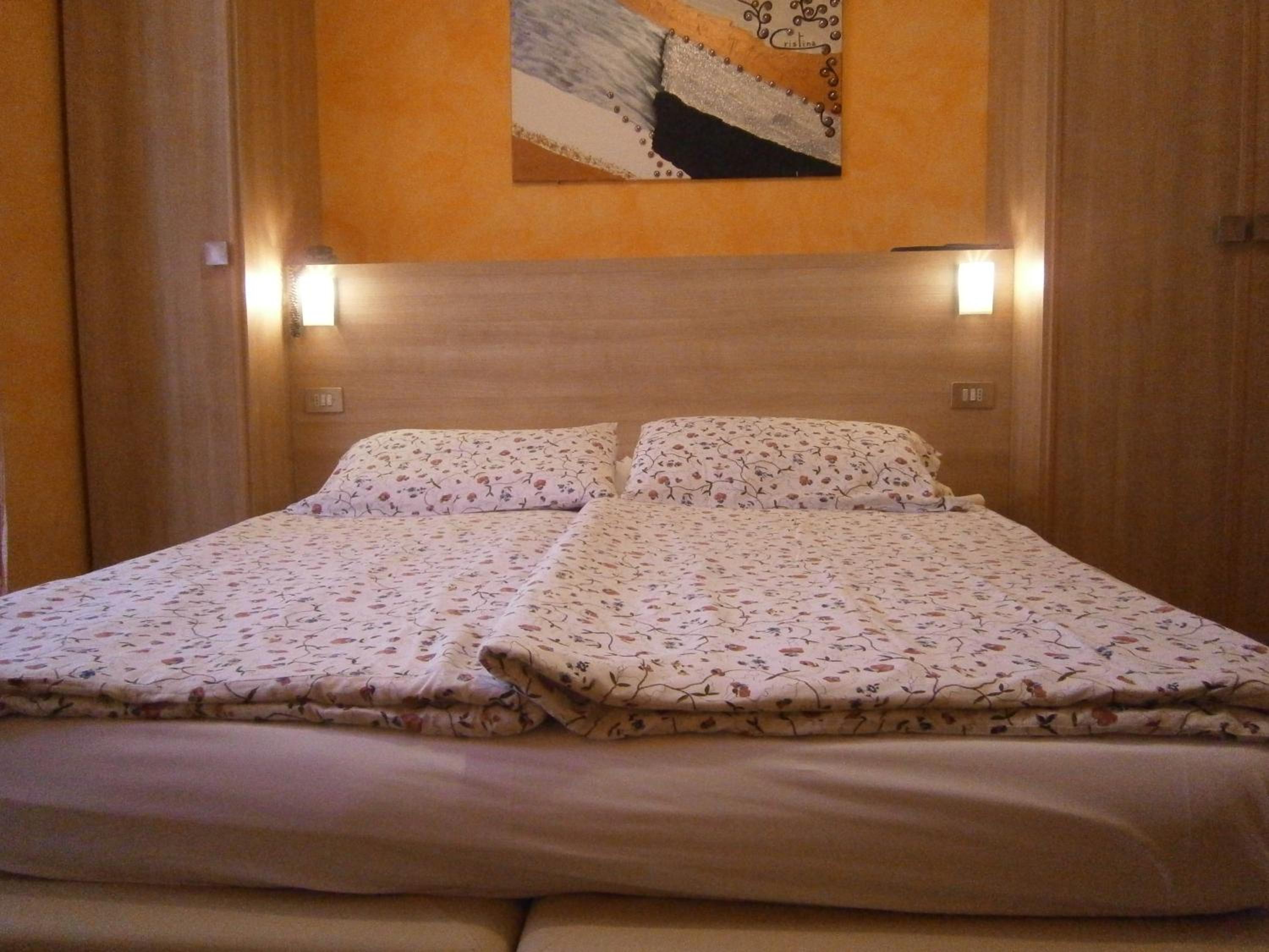 Double Room with Balcony photo 2