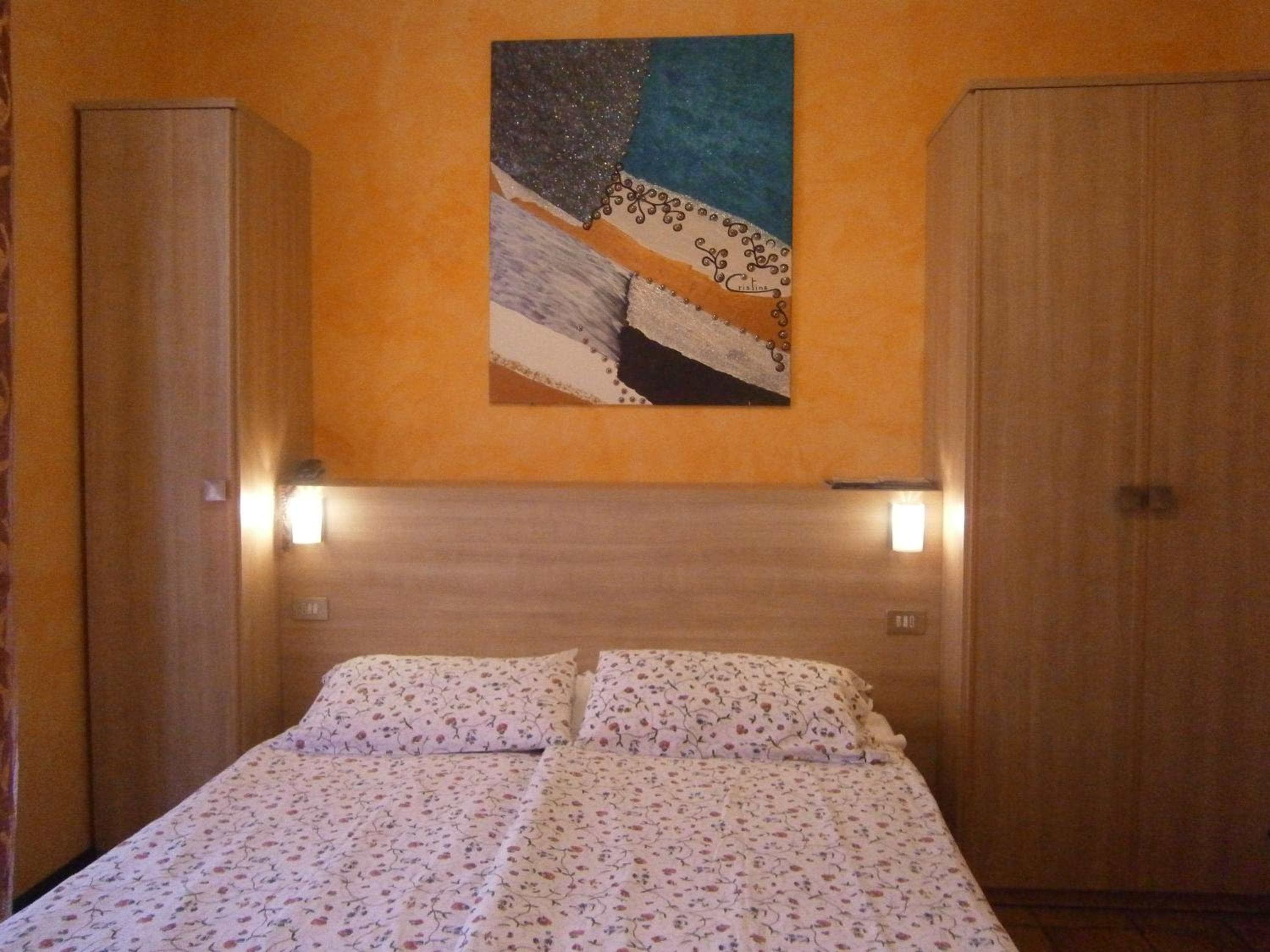 Double Room with Balcony photo 3