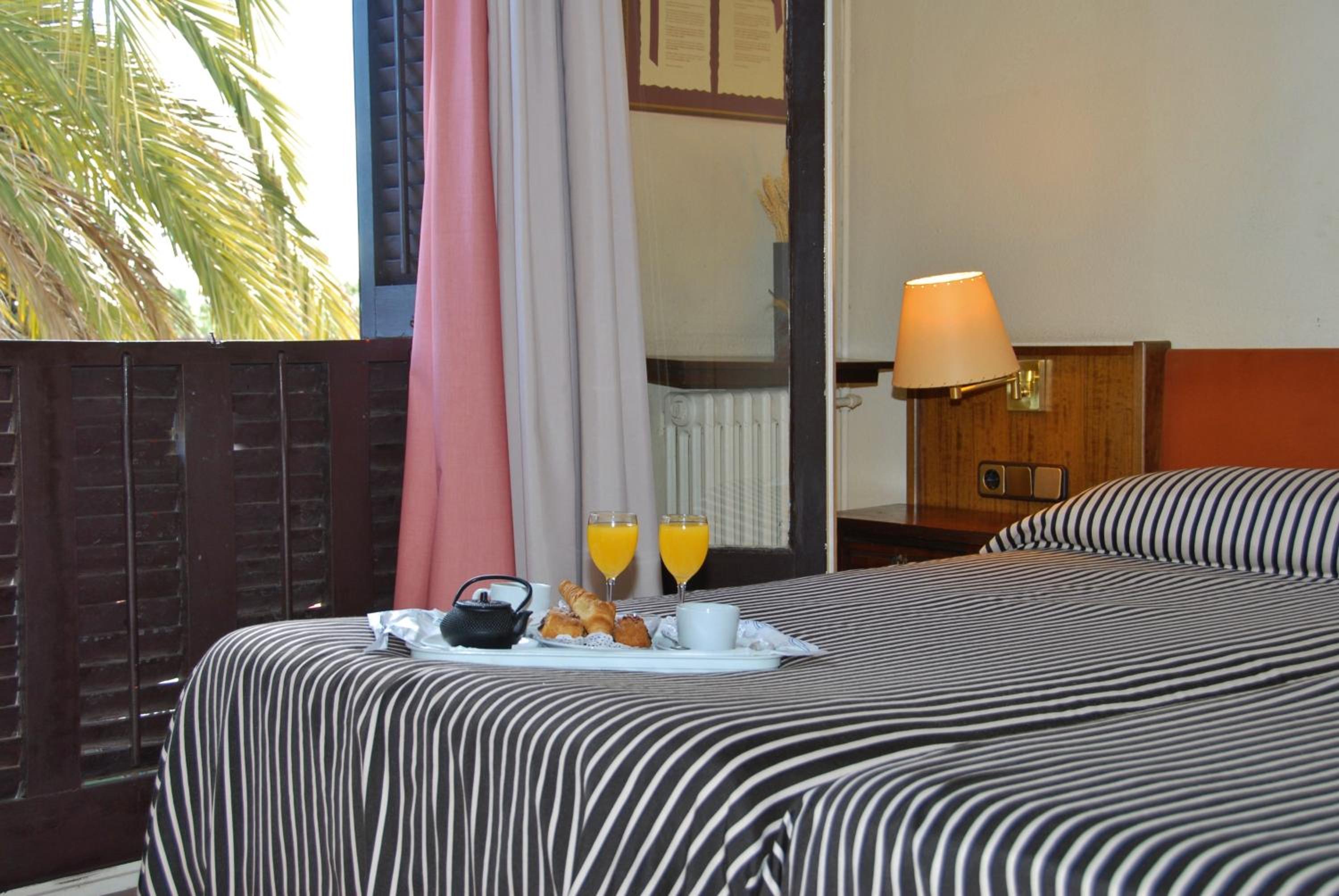 Double Or Twin Room With Terrace photo 3