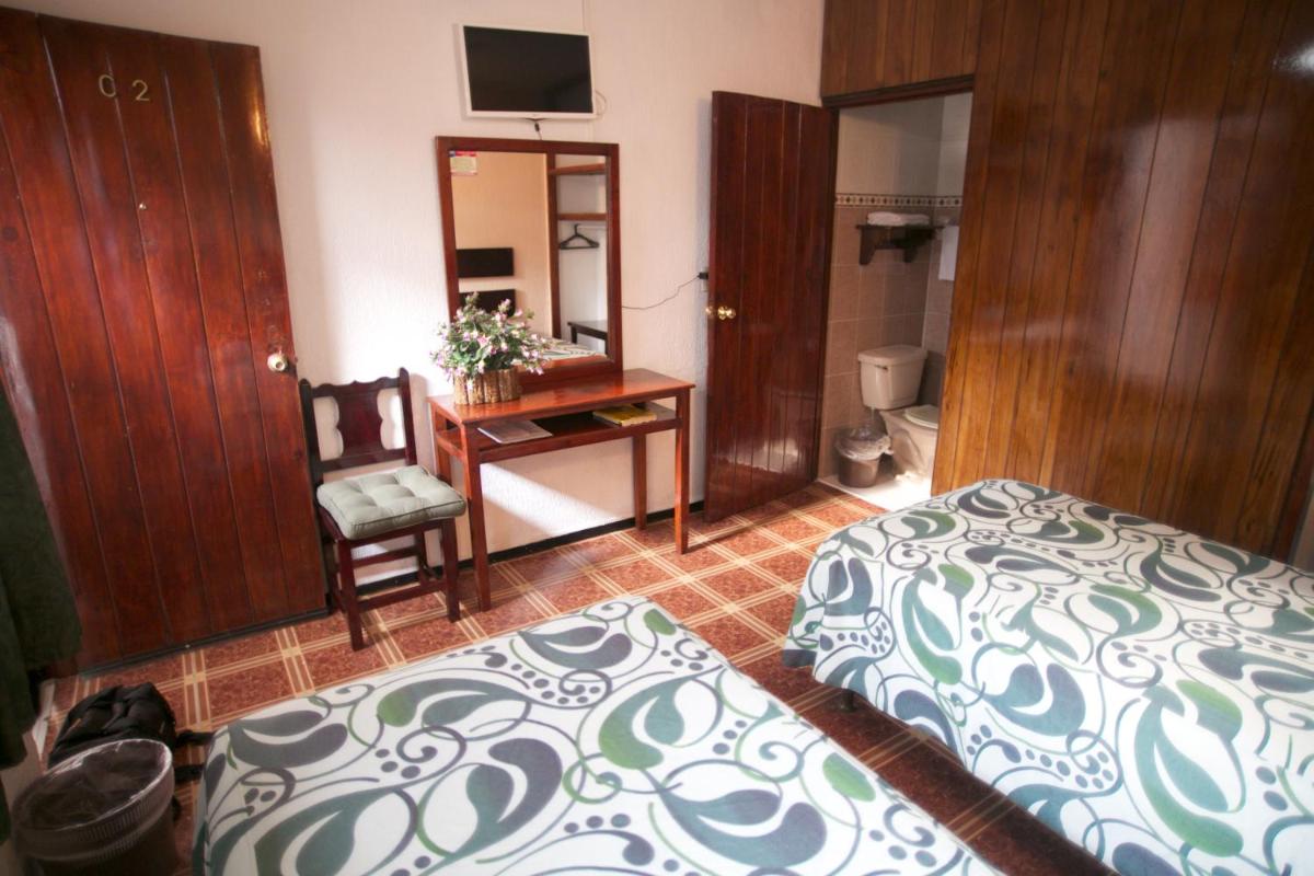 Double or Twin Room photo 3