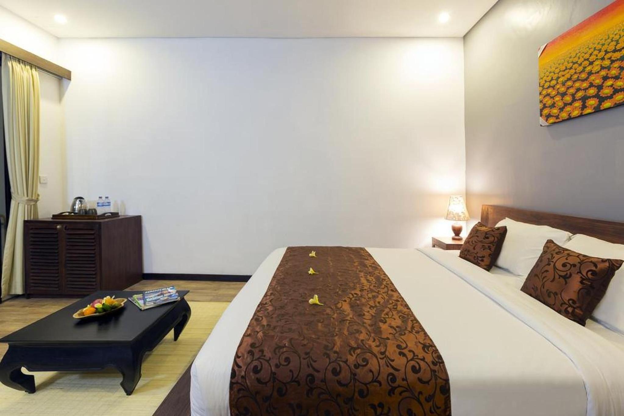 Deluxe Room - Photo 9