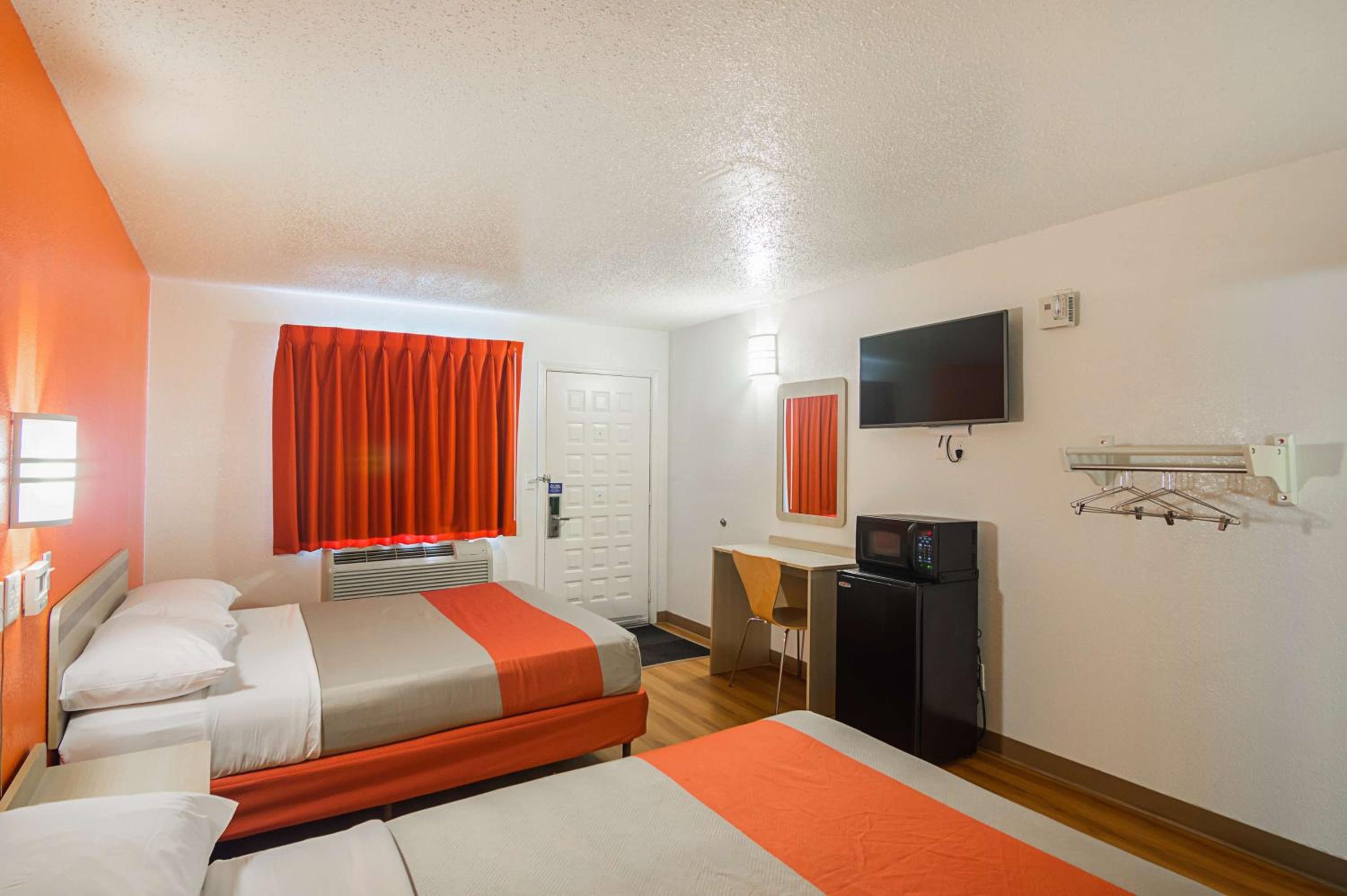 Queen Room with Two Queen Beds - Disability Access - Roll In Shower photo 2