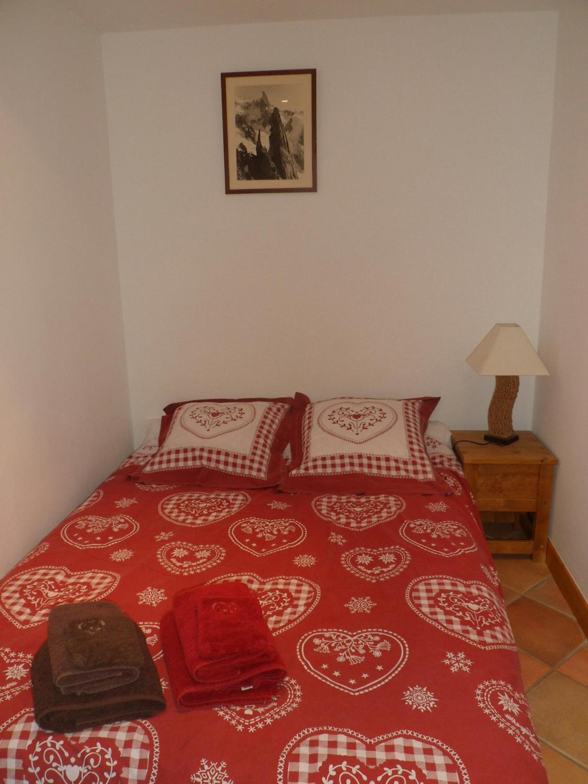 One-Bedroom Apartment photo 3