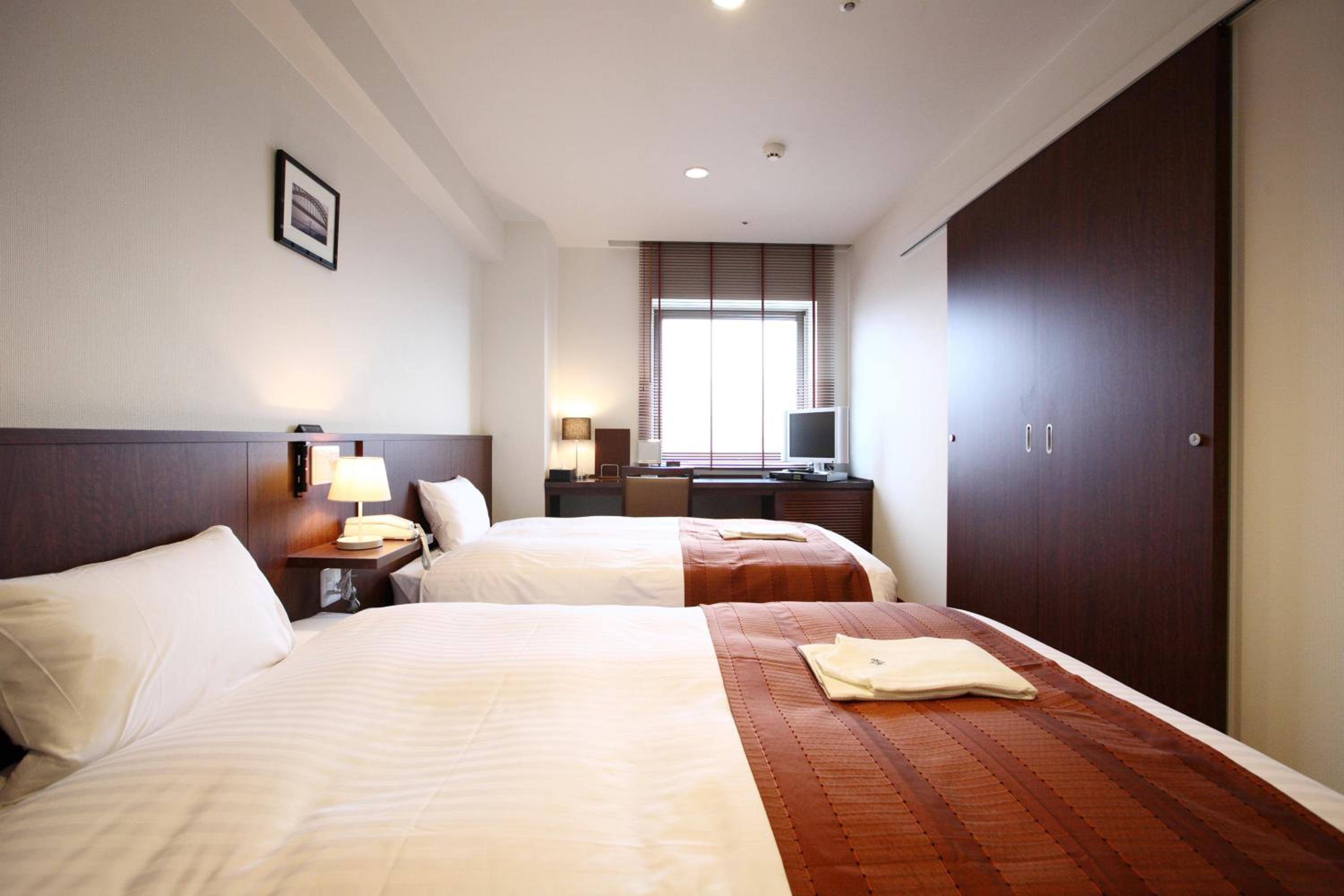Superior Twin Room - Non-Smoking - Photo 7