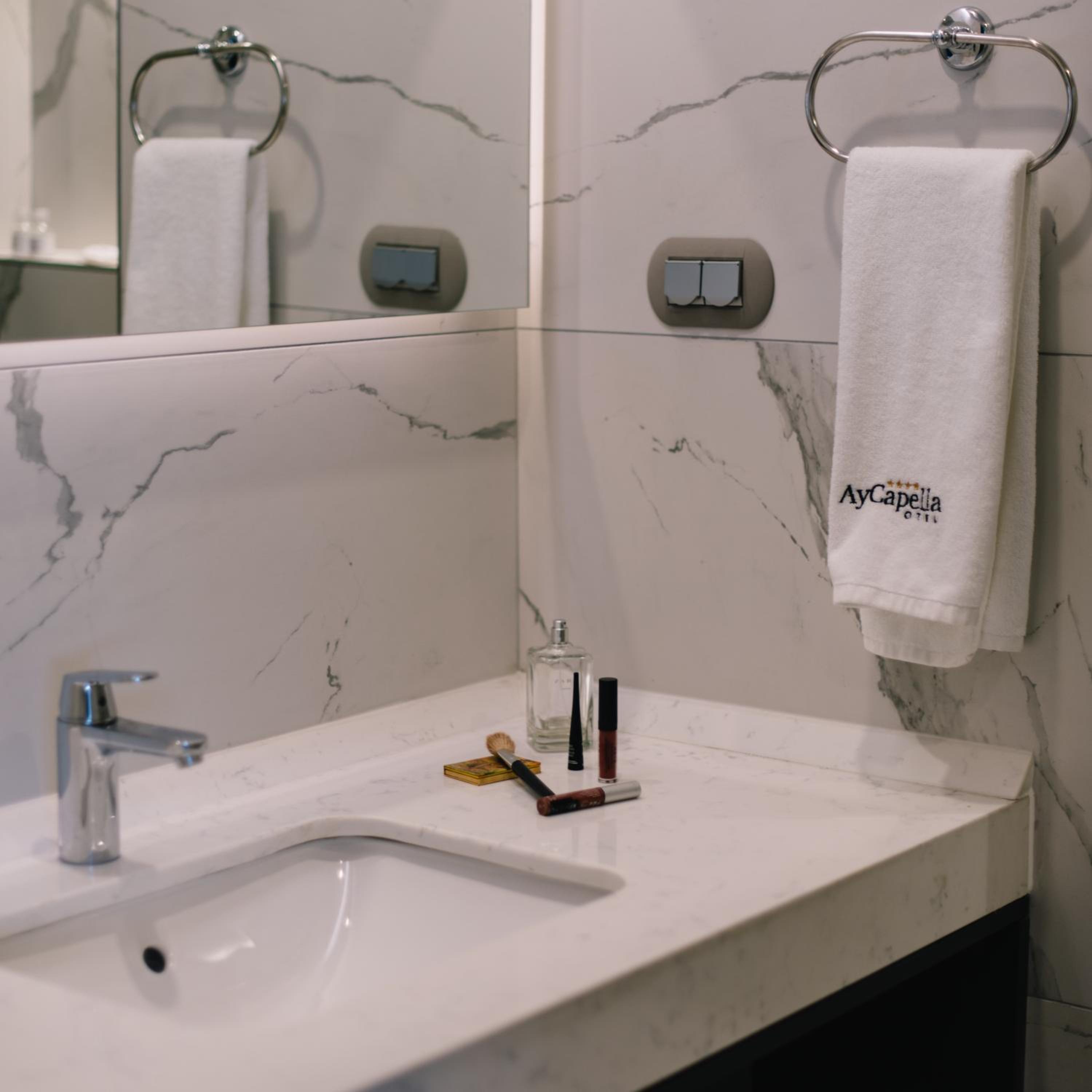 Business Double or Twin Room photo 2