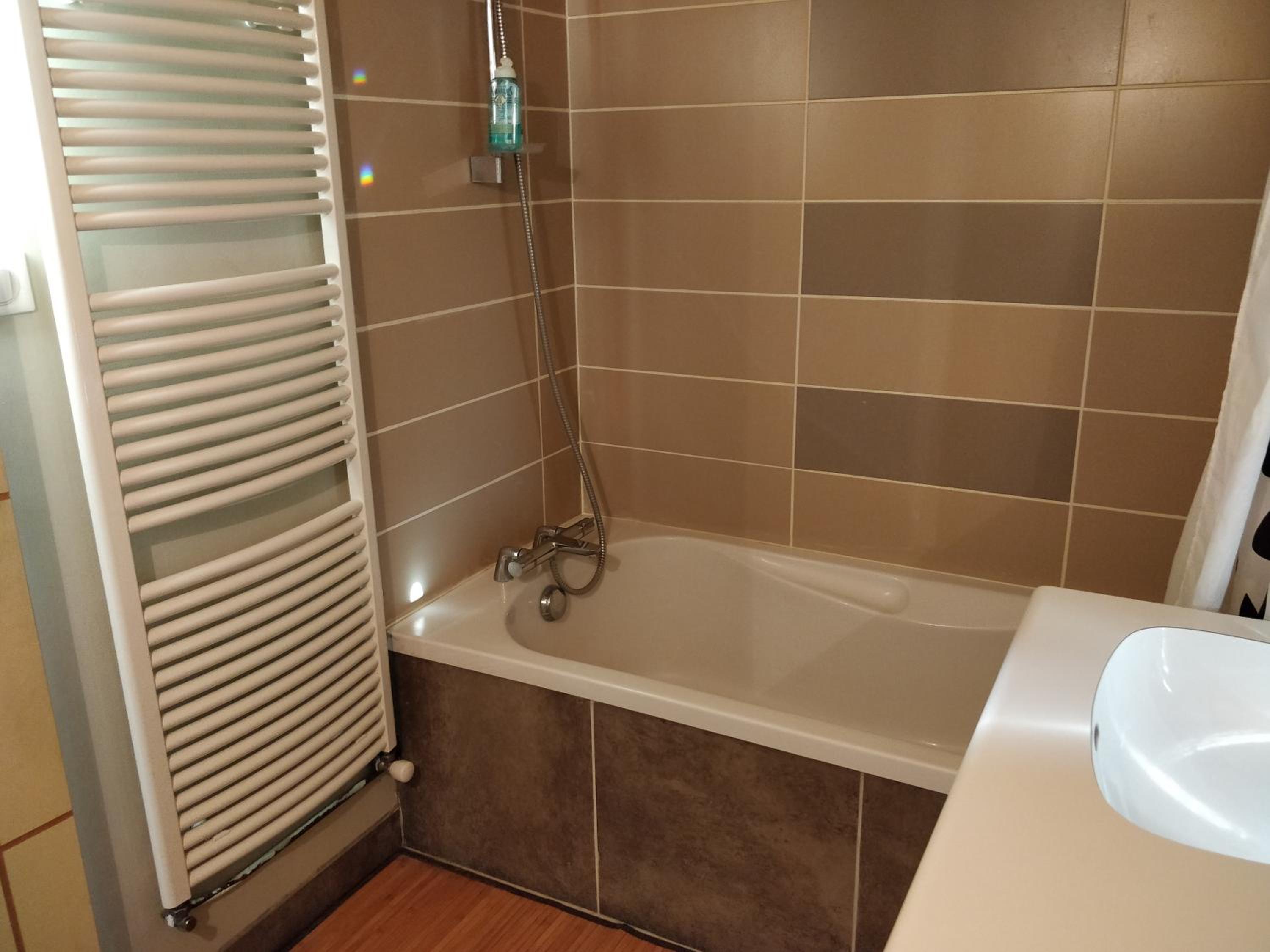 Triple Room with Shared Bathroom photo 3