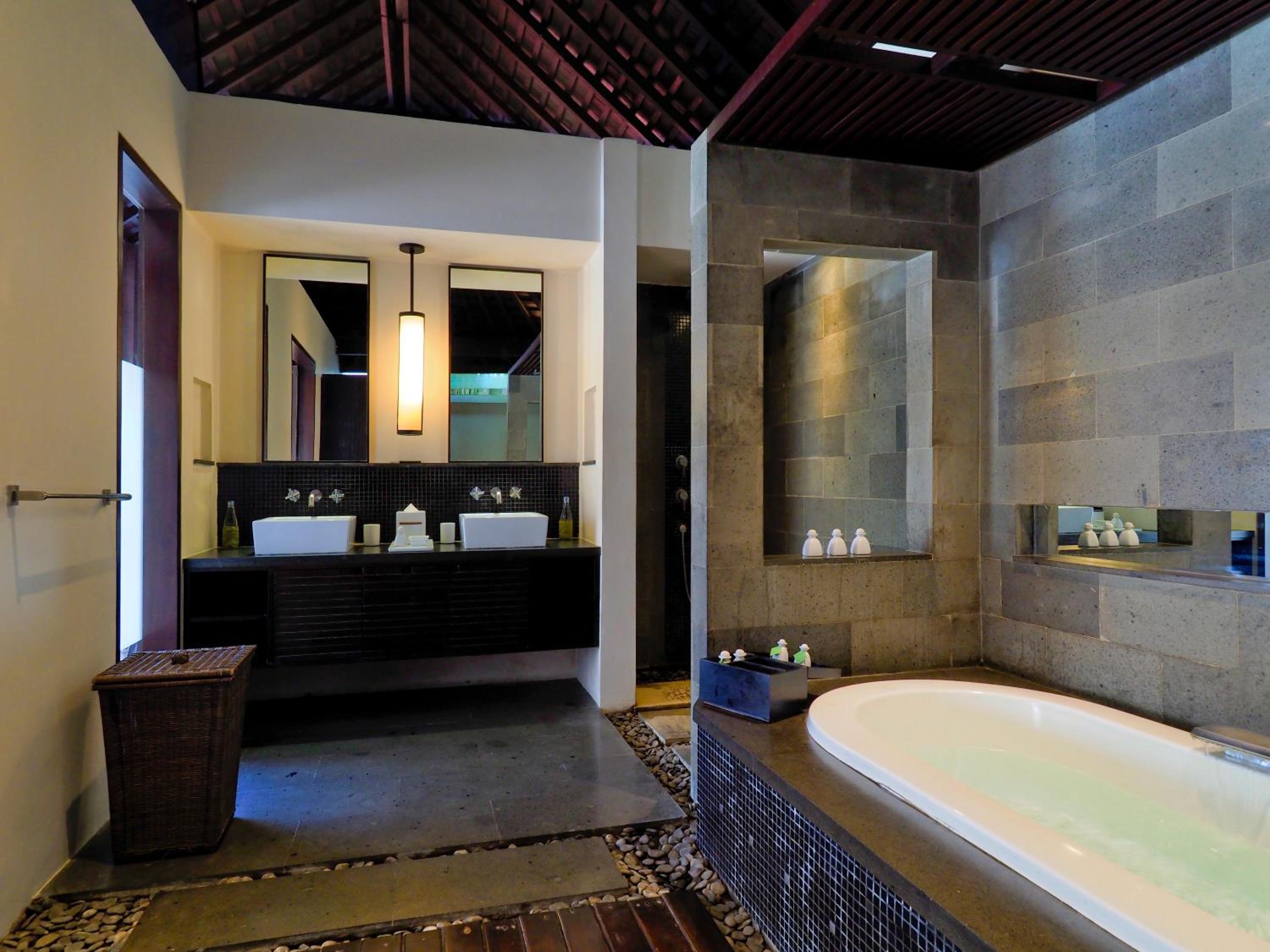 One Bedroom Private Pool Villa with Free Mini-bar