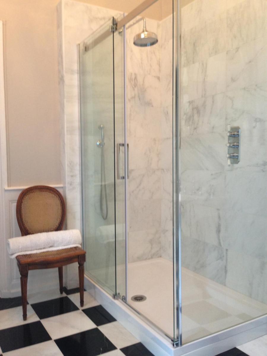 Superior King Suite photo 3
