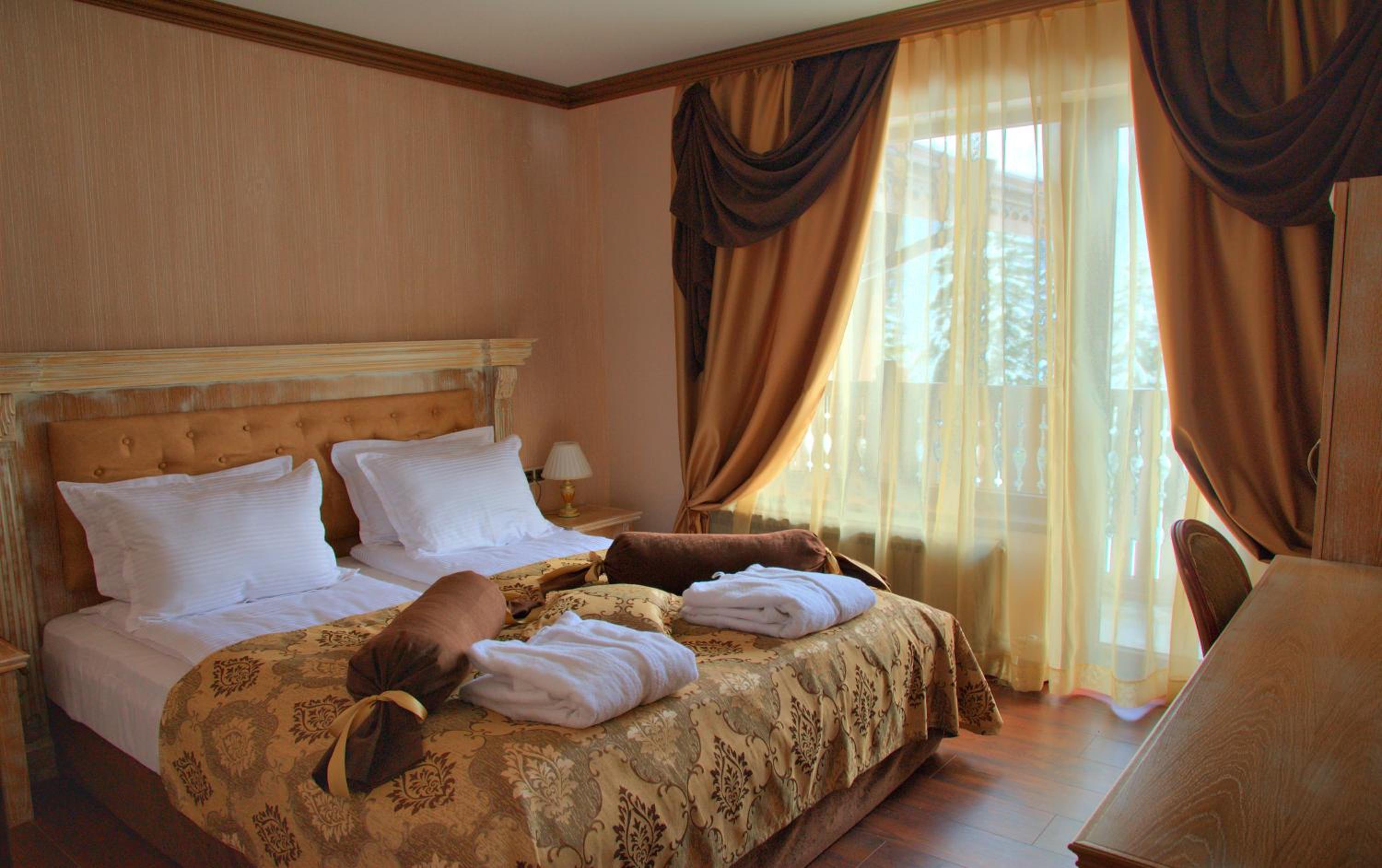 One-Bedroom Suite Section Elena (child up to 5.99 years is for free) photo 3