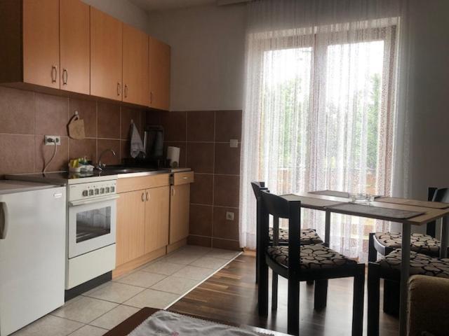 Apartment - Photo 36