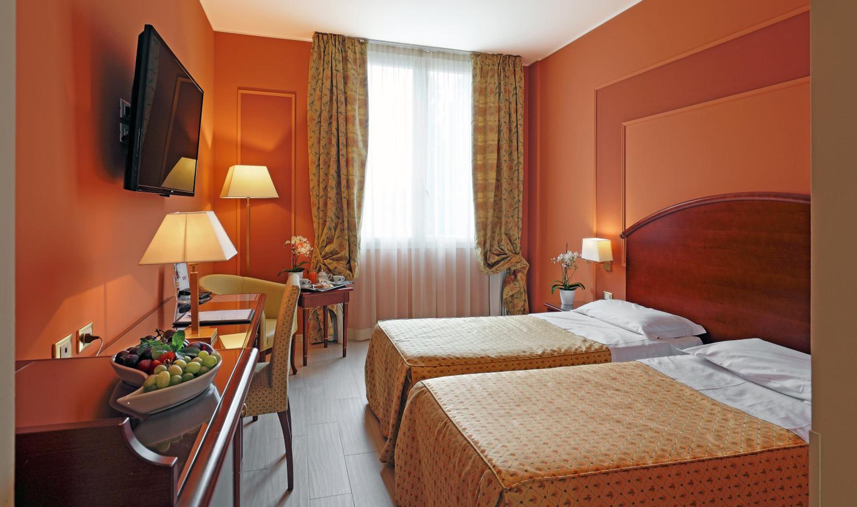 Double Room with Extra Bed photo 1