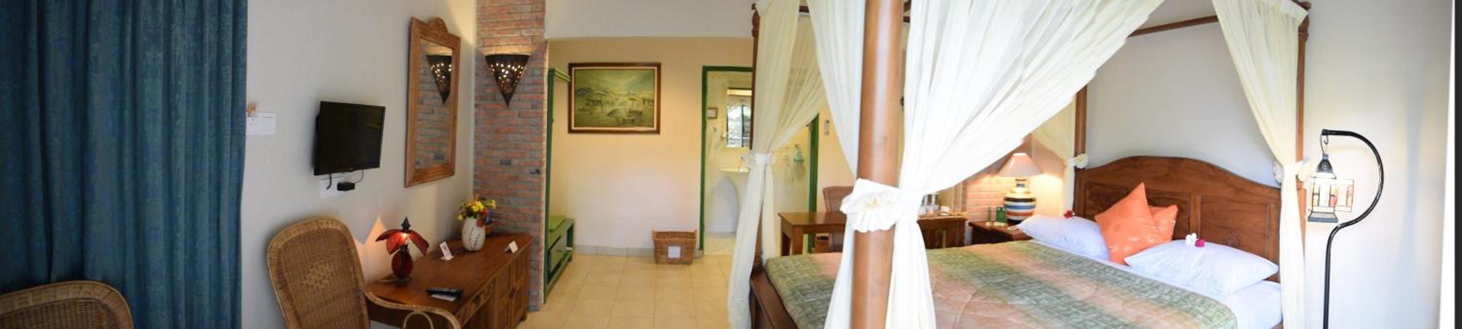 Honeymoon Suite - Photo 17
