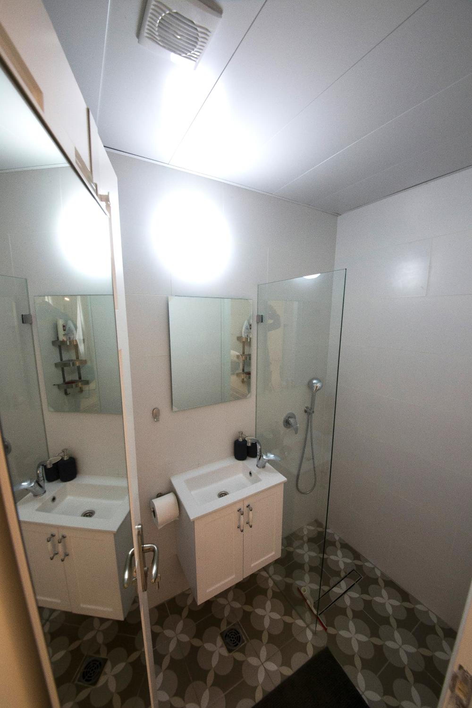 Studio Apartment photo 2