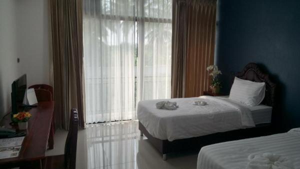 Deluxe Twin Room photo 1