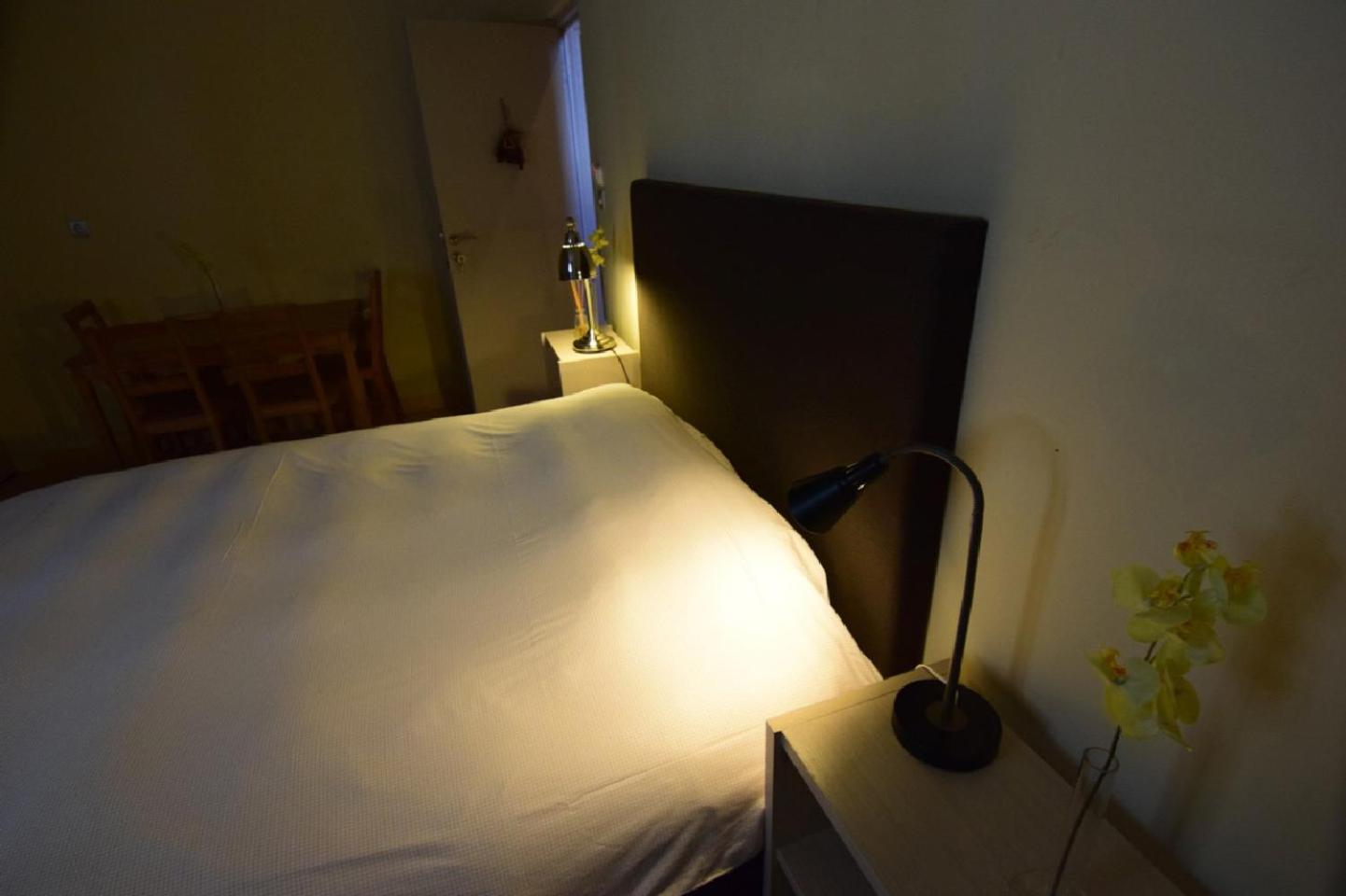 Studio Apartment - Photo 32