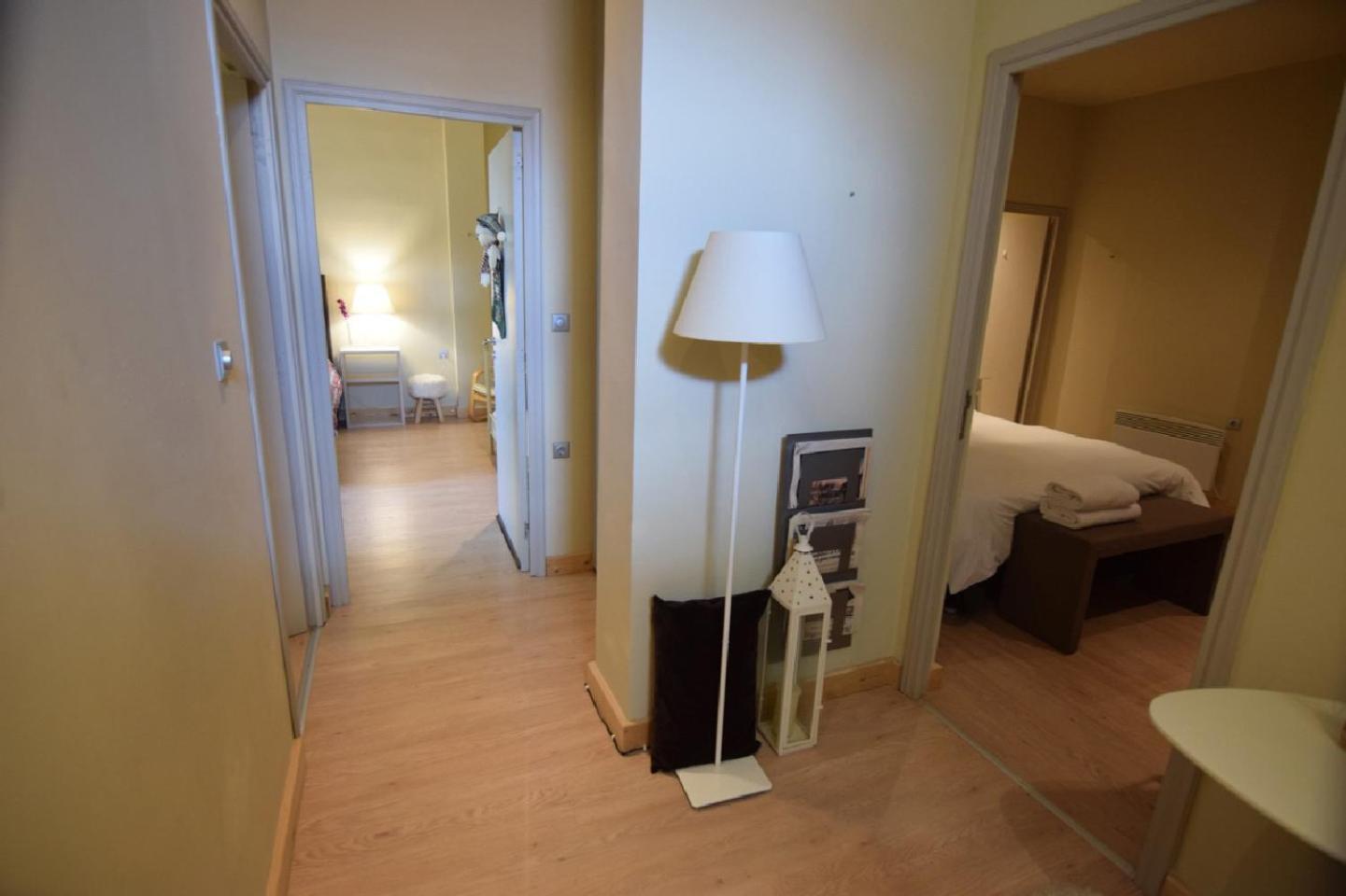 Studio Apartment - Photo 37