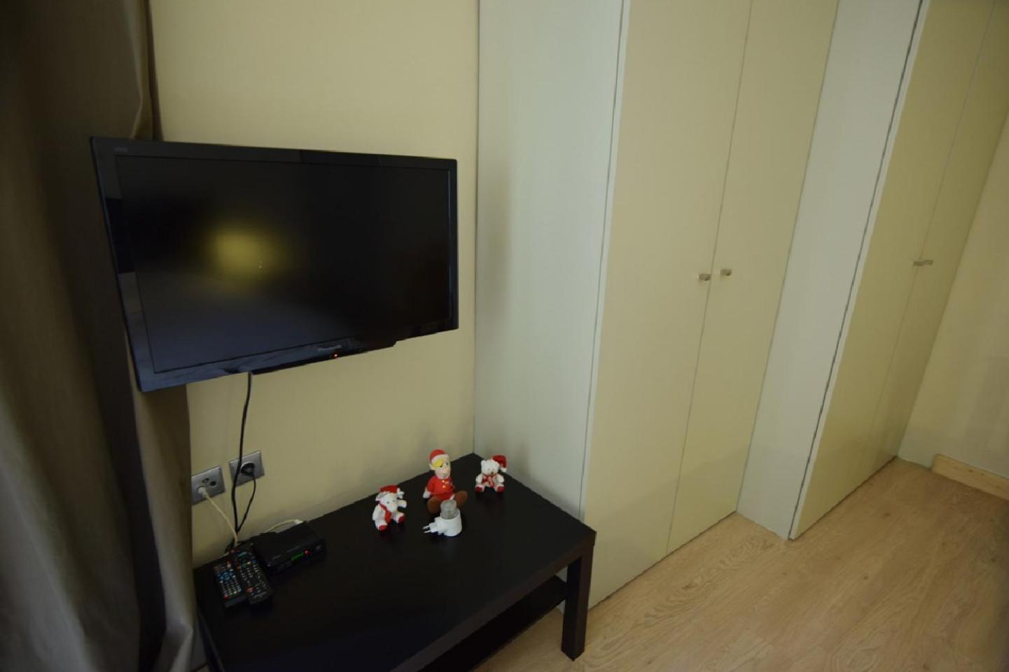Studio Apartment - Photo 21