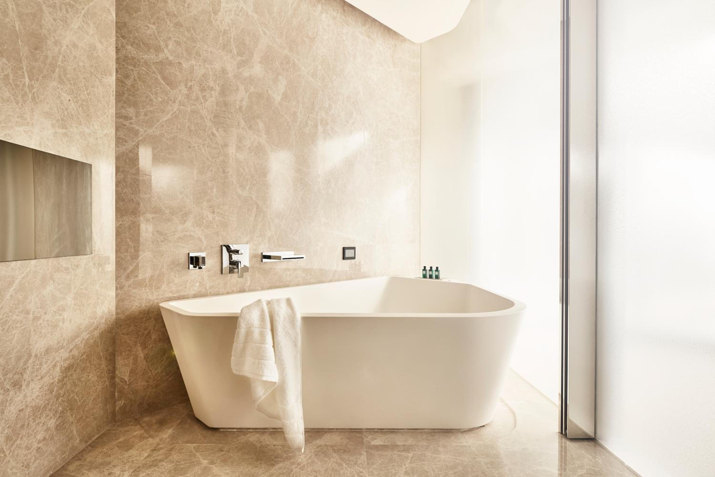 Morpheus - Prestige Suite with Club Lounge Access