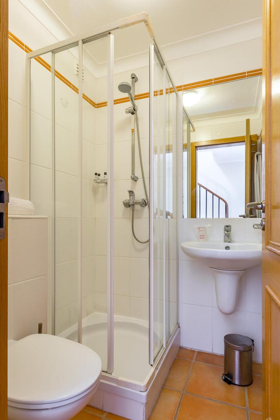 Standard Two-Bedroom Apartment  - Photo 9