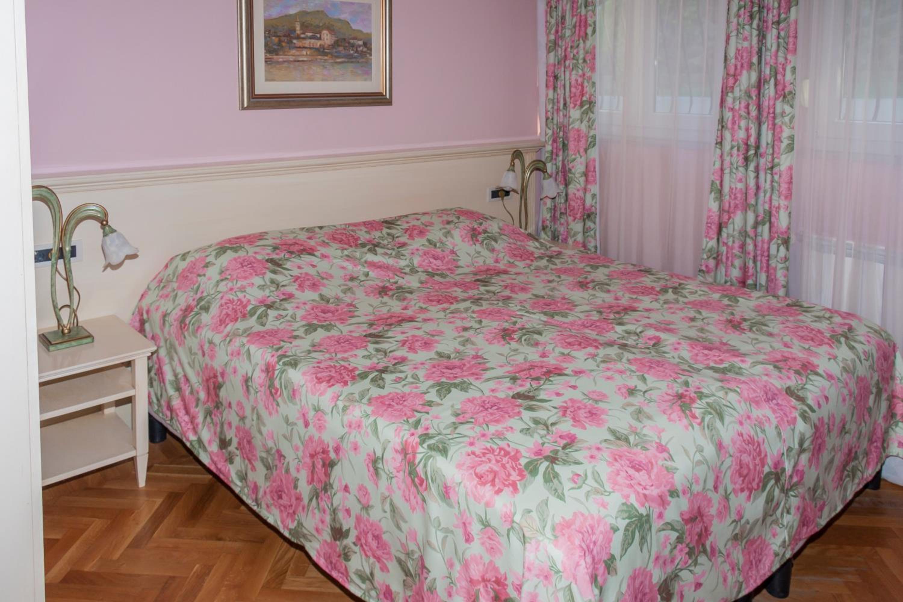 Standard Double Room - Ground Floor