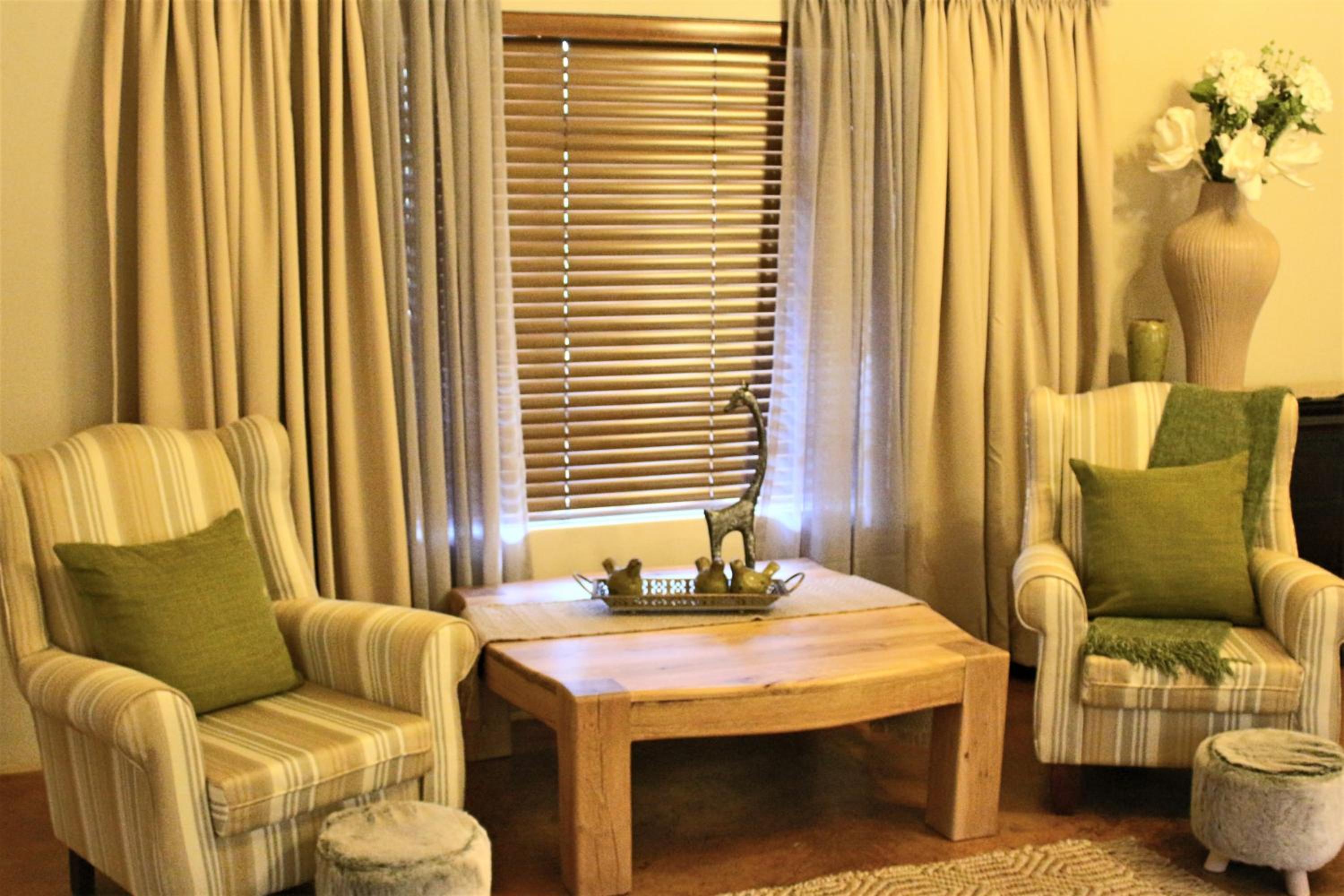 Suite - Photo 3