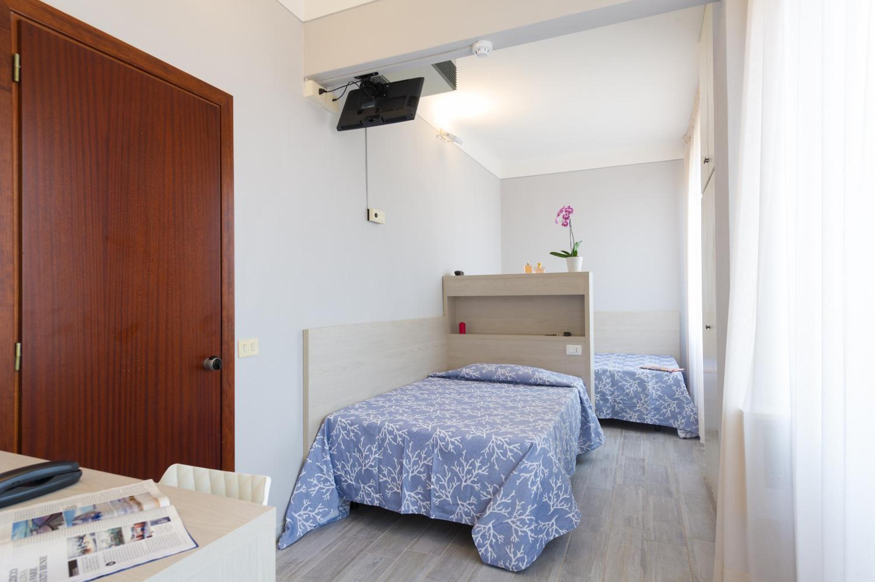 Twin Room photo 1