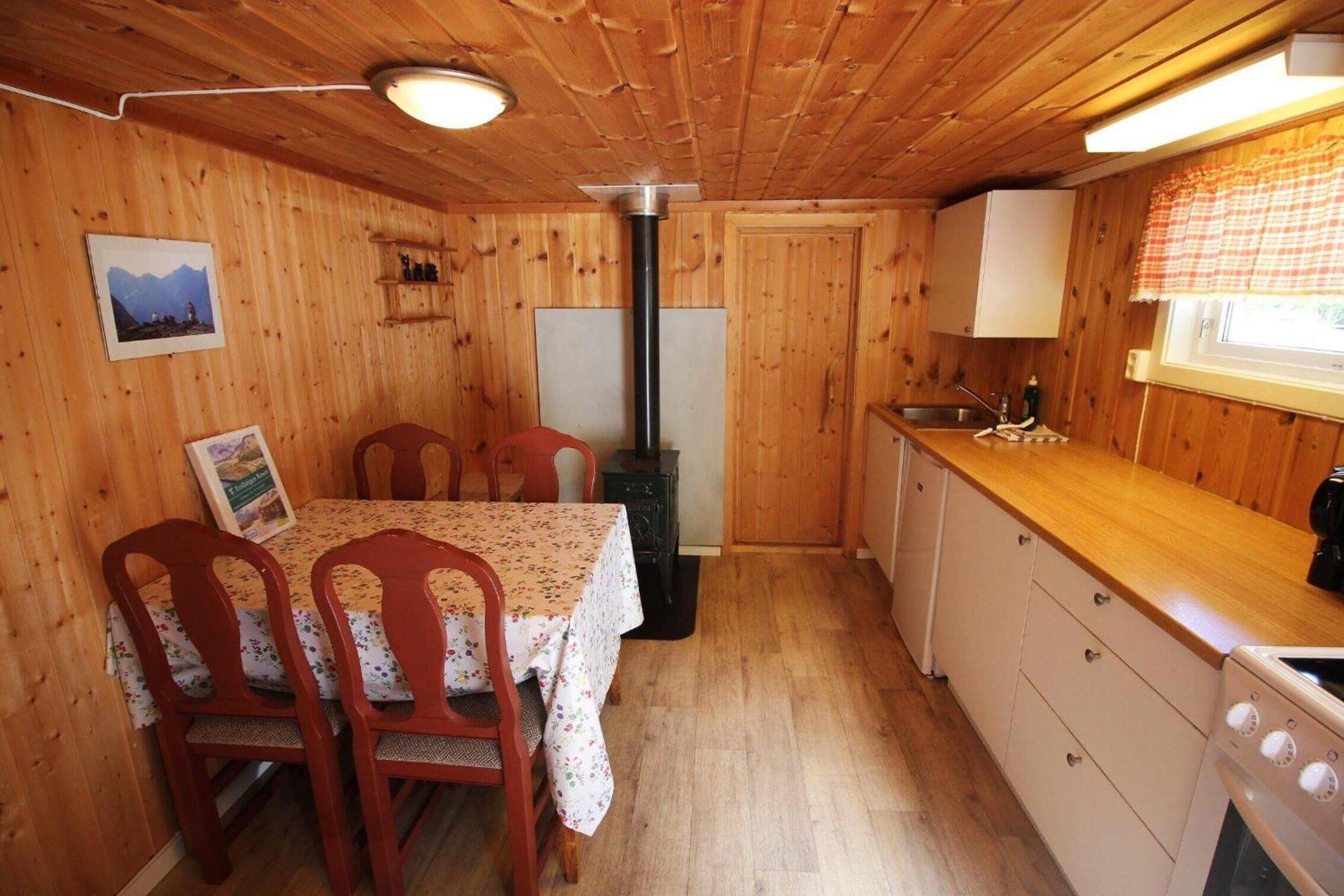 Two-Bedroom Cottage - Photo 11