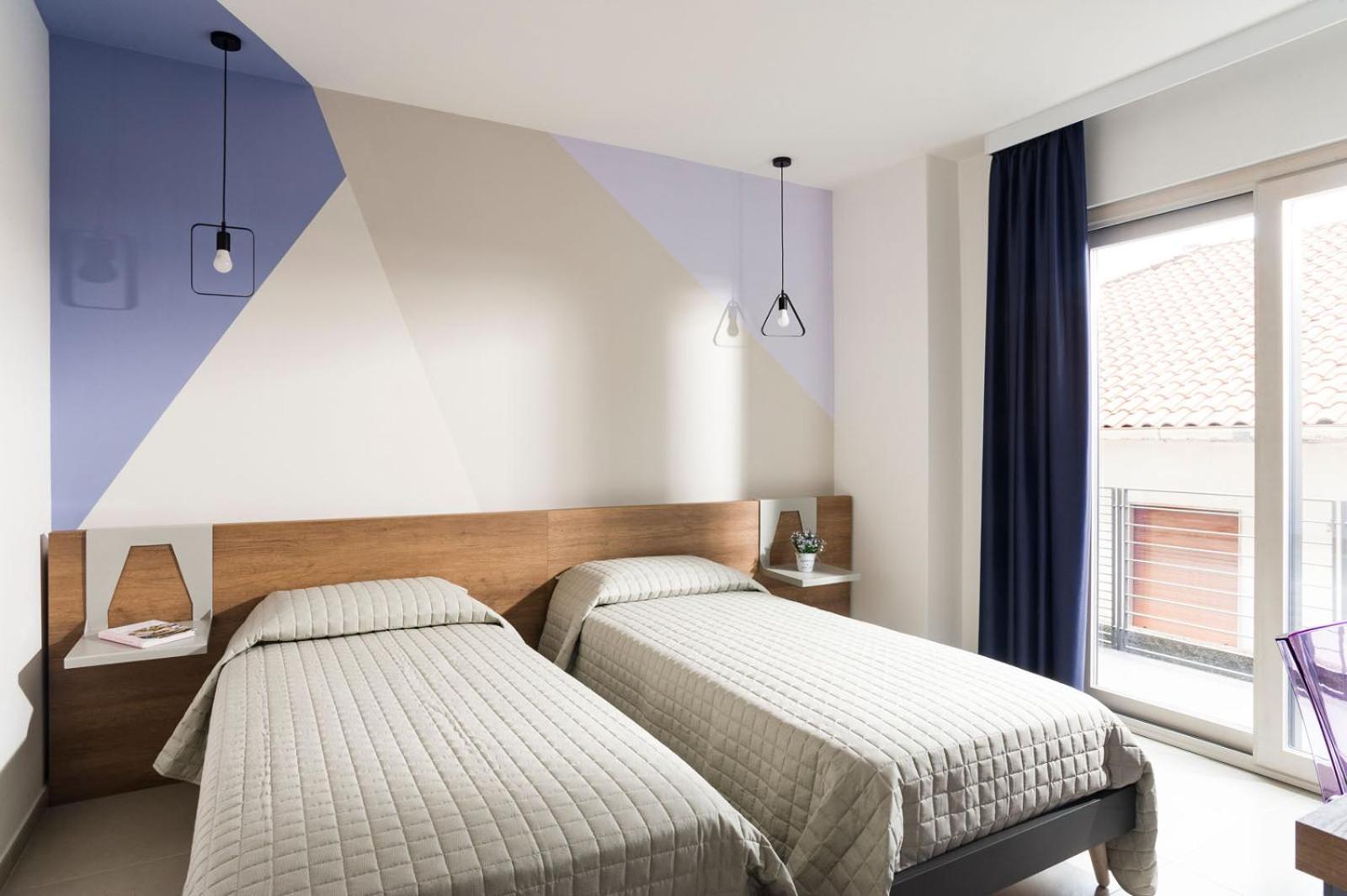 Deluxe Double Room (2 Adults + 1 Child) photo 1
