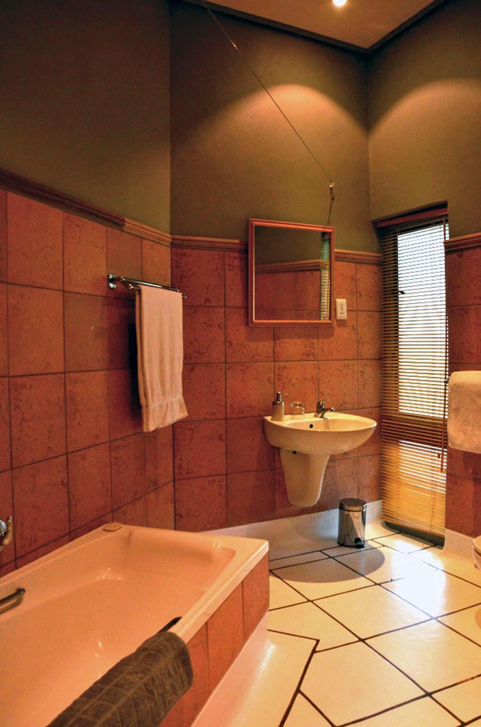 Twin Room - Photo 4