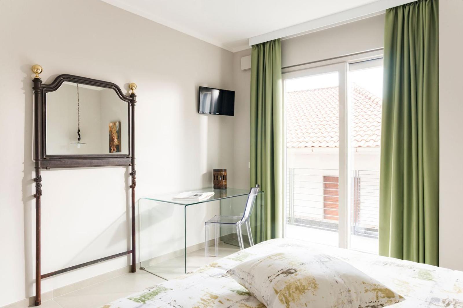 Double or Twin Room photo 3