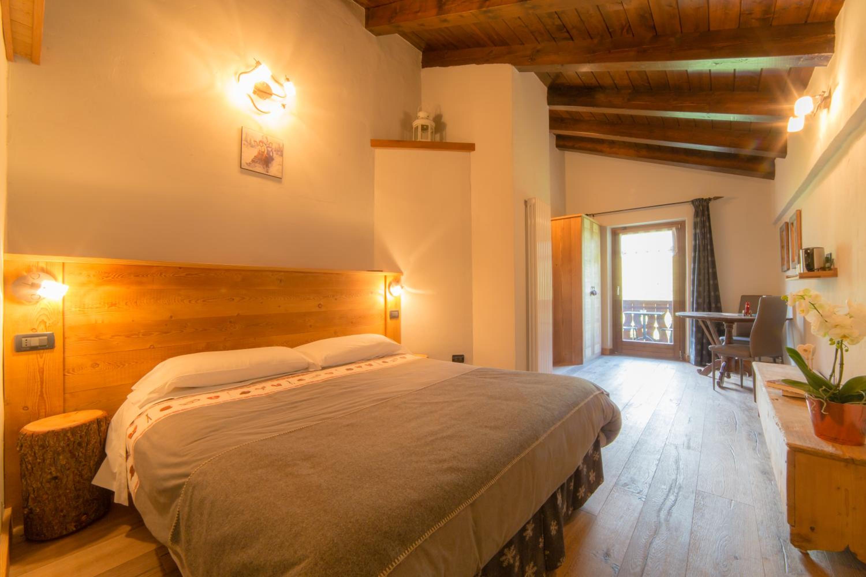 Double Room - Photo 3