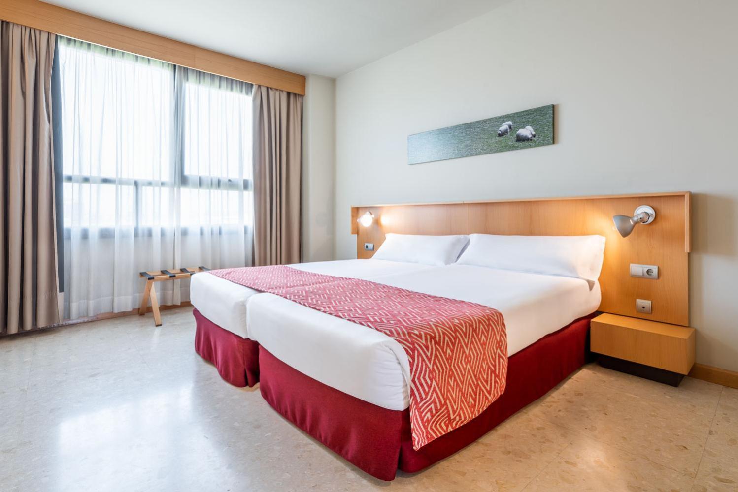 Twin Room - Photo 1