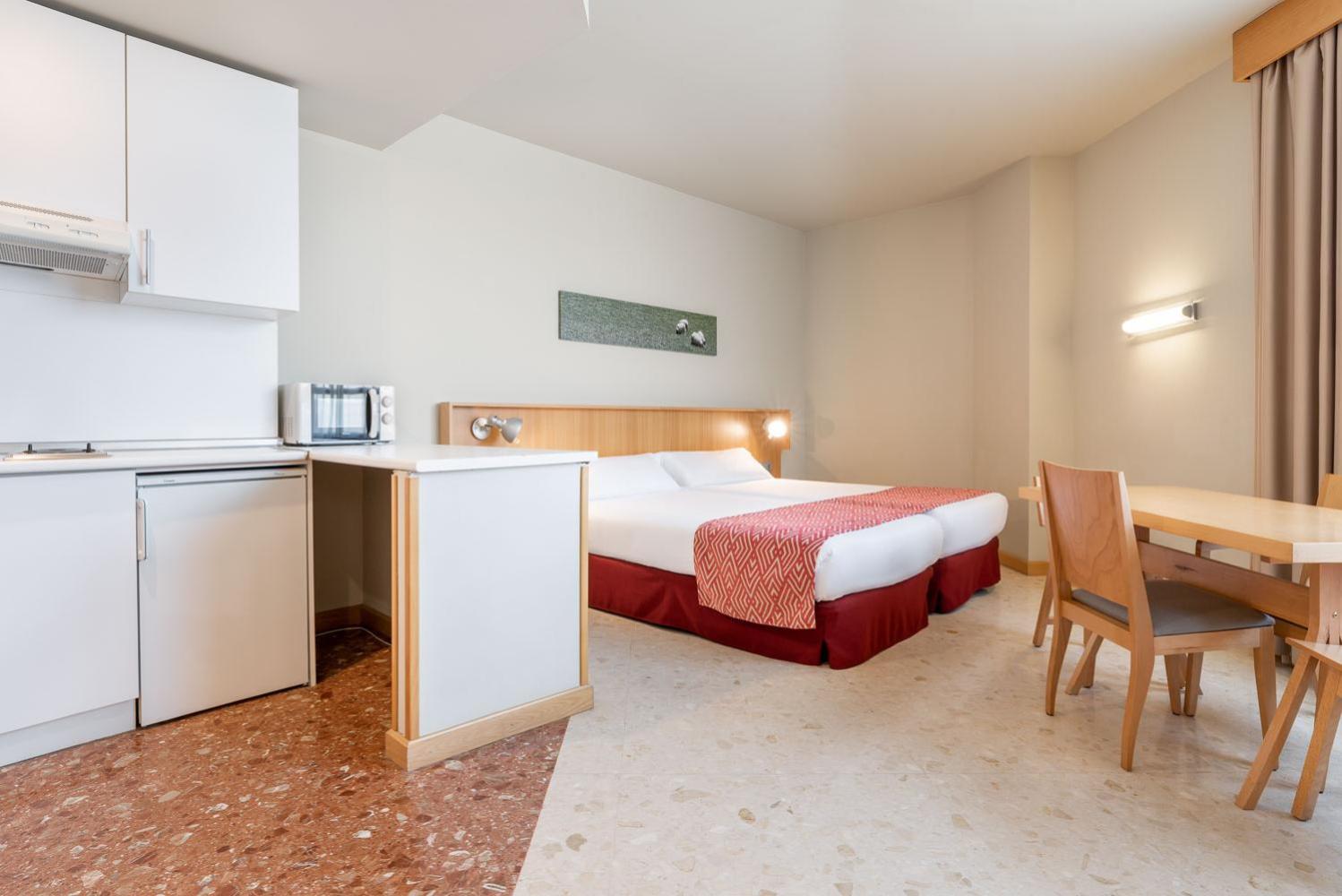Triple Room - Photo 6