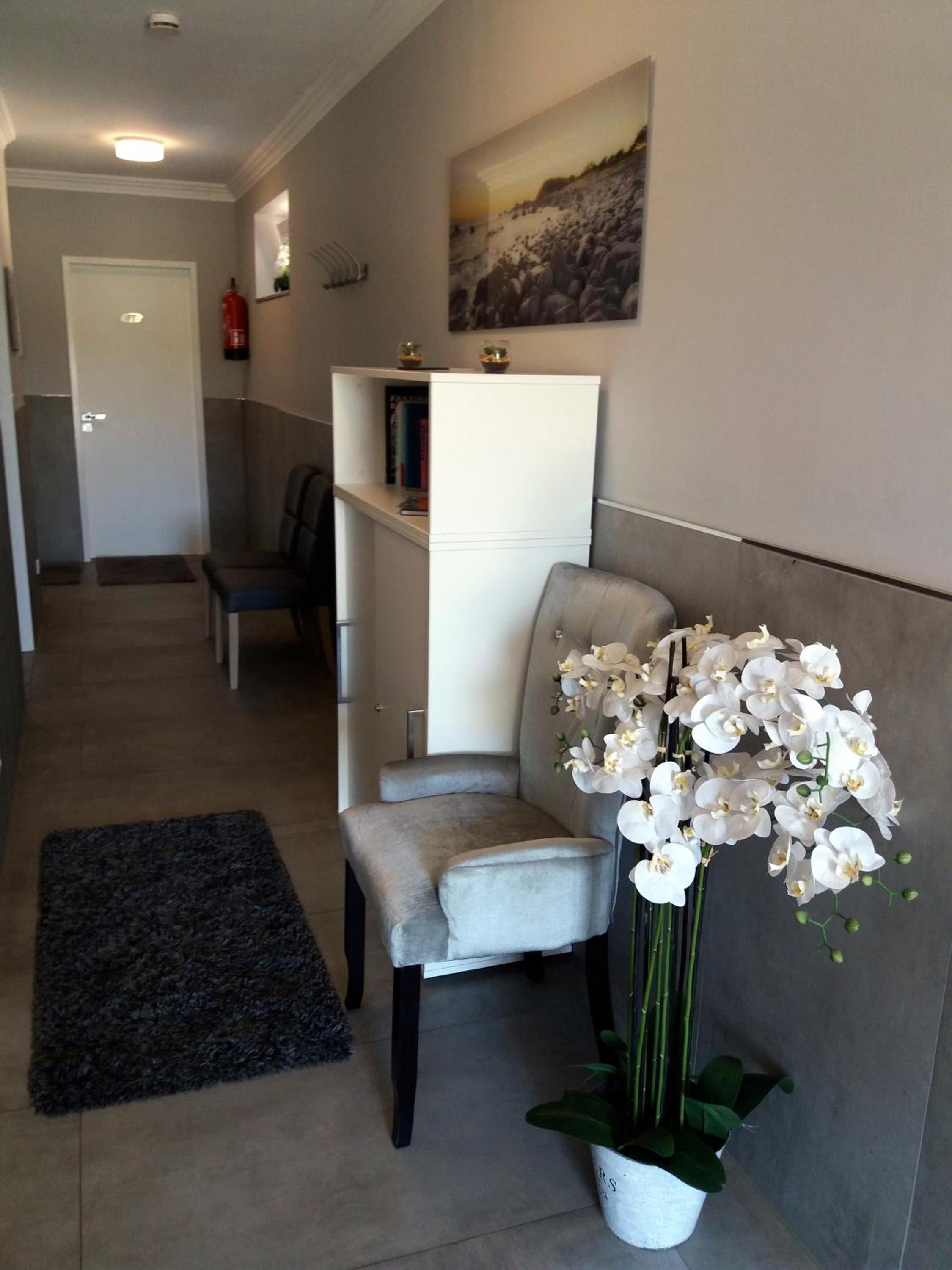 Twin Room with Shared Bathroom photo 3