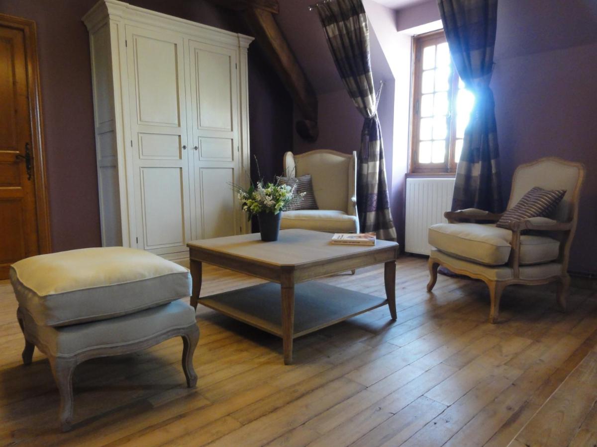 Suite with Garden View