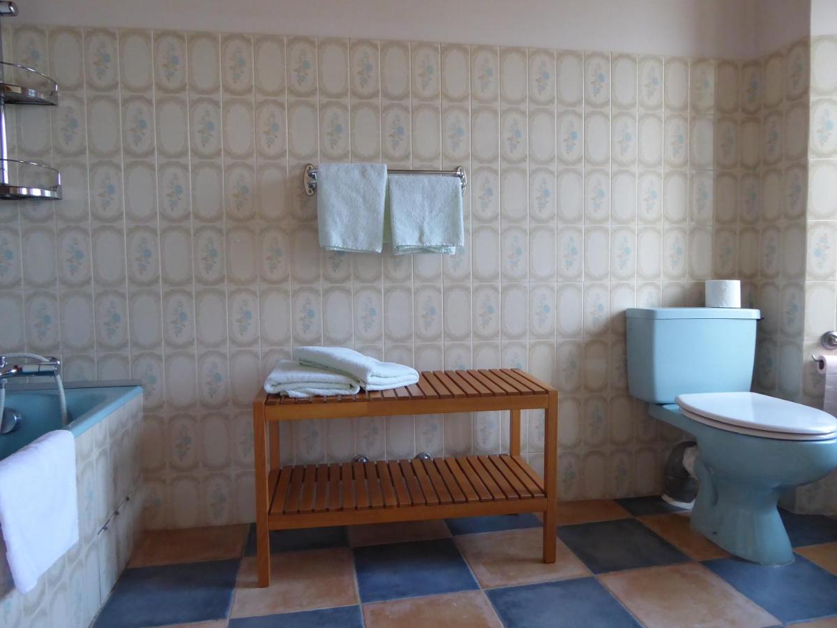 Small Double Room - Photo 10