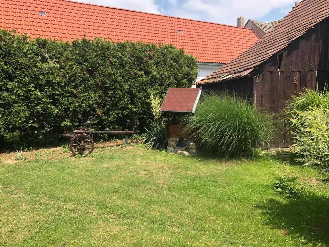 Three-Bedroom Cottage photo 1