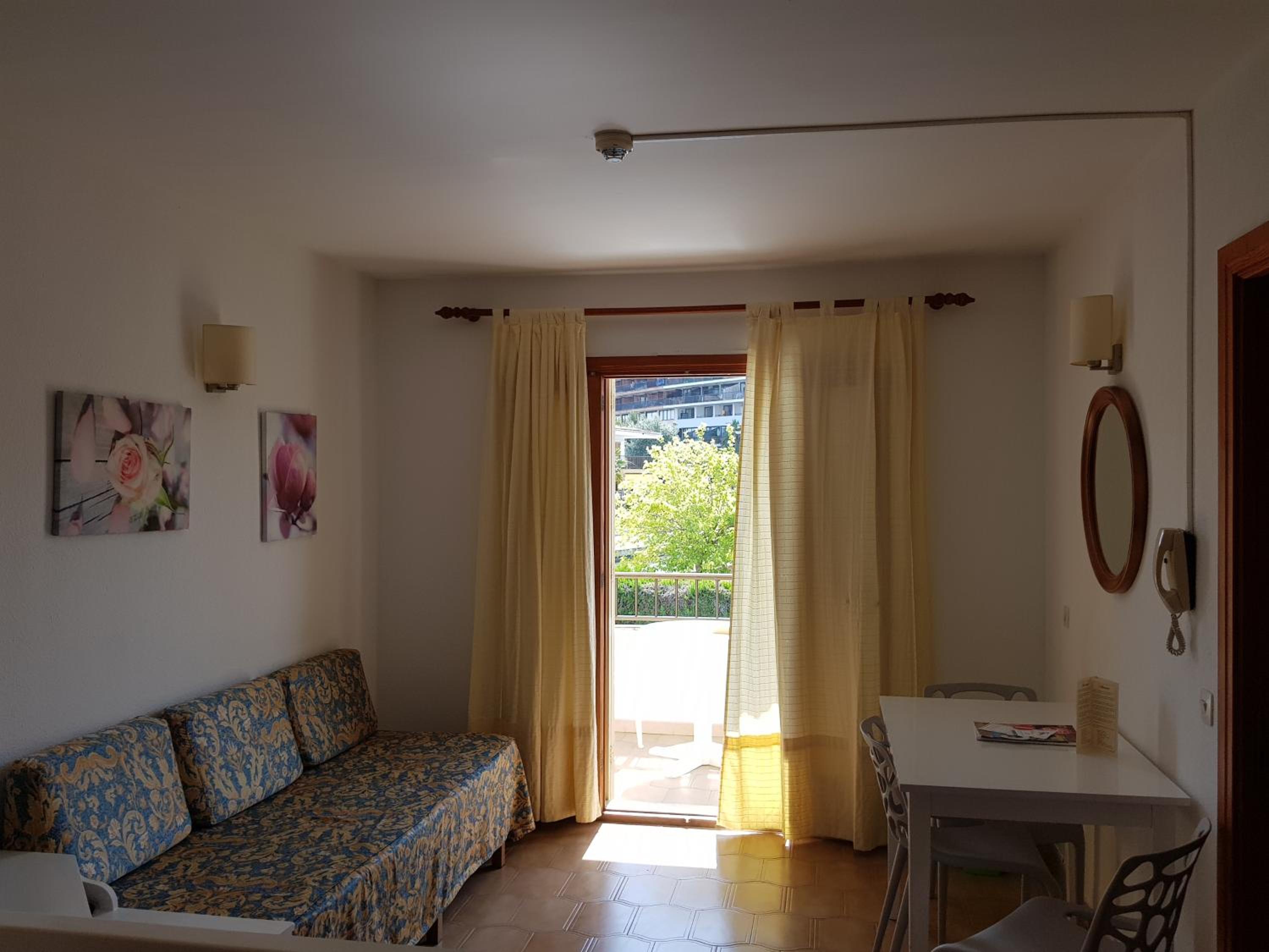 Apartamento (2 adultos + 2 niños)